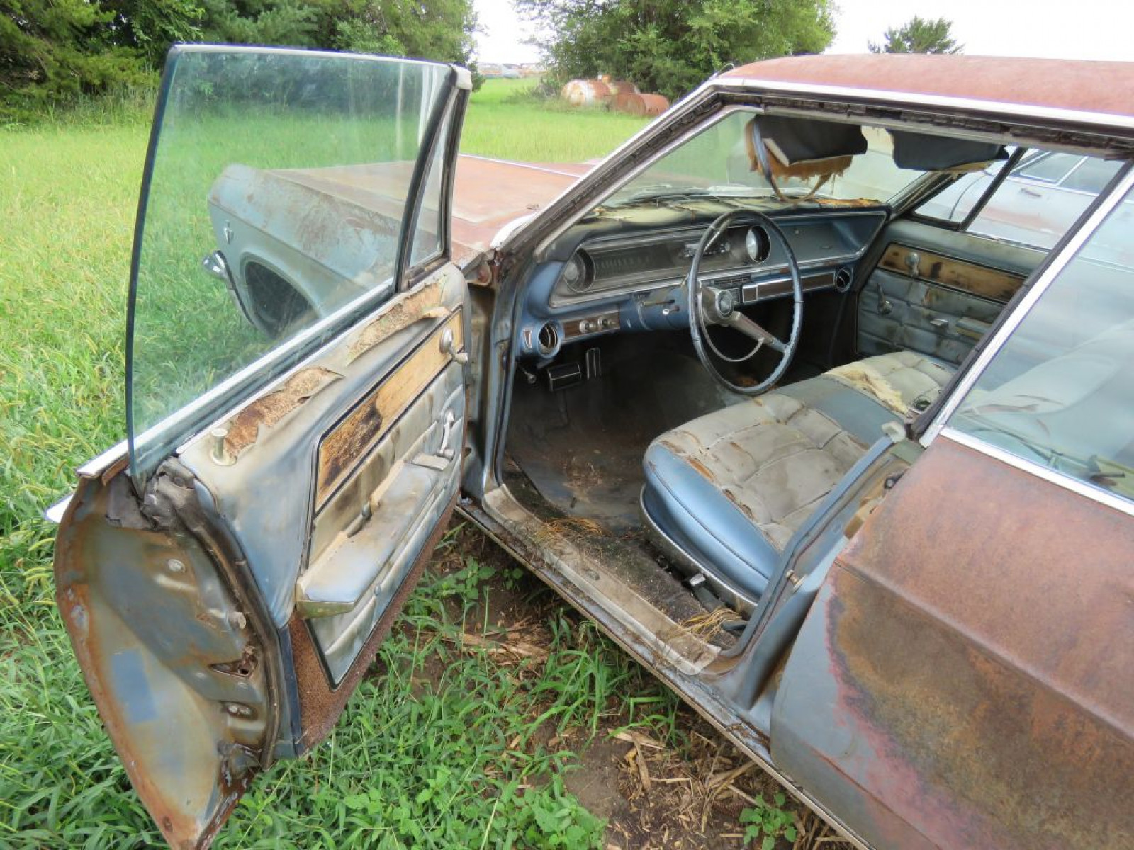 1965 Chevrolet Caprice 4dr HT - Image 6