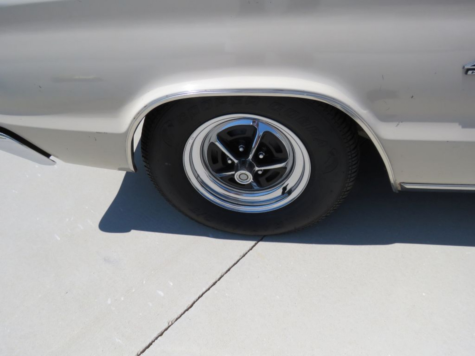 1966 Dodge HEMI Charger - Image 18