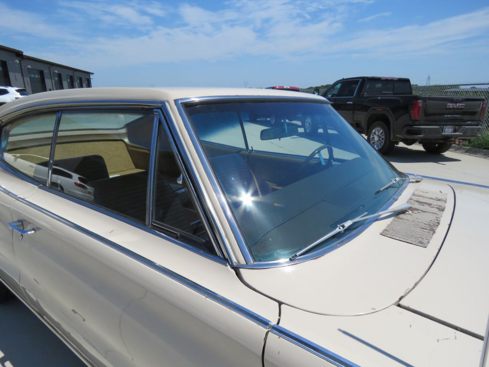 1966 Dodge HEMI Charger - Image 6