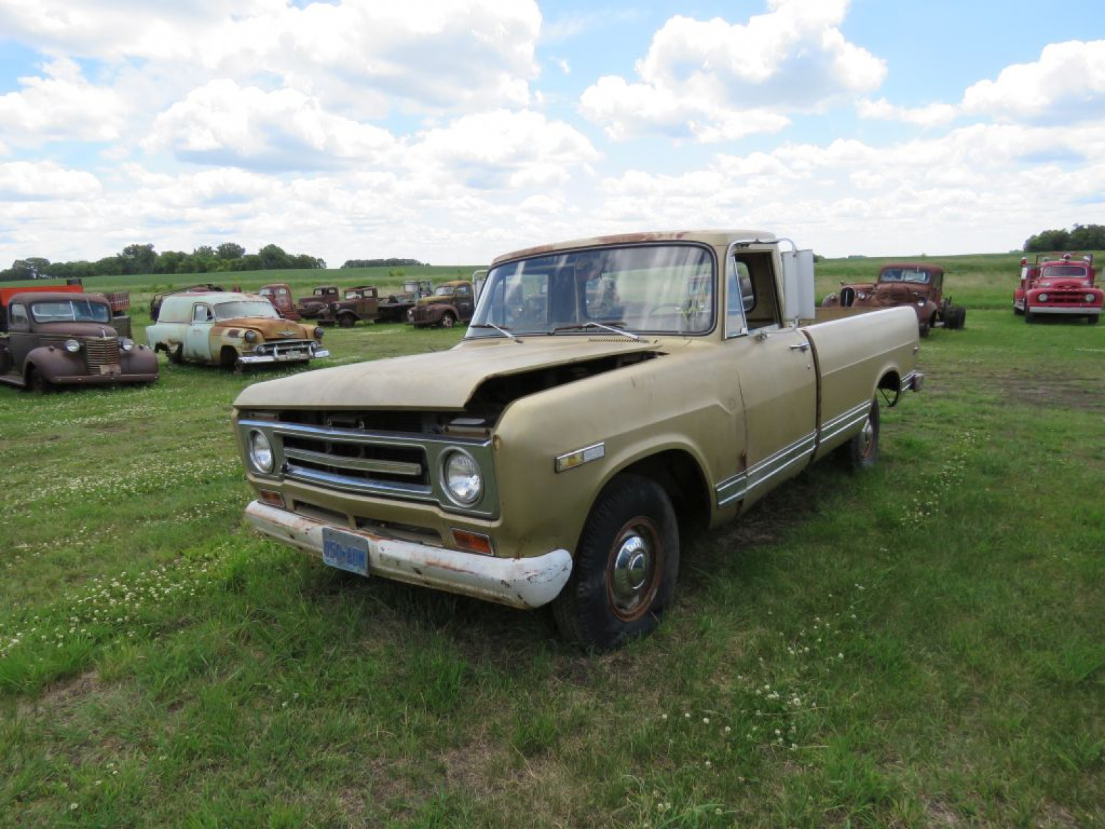 1969 International 1100 Series Pickup - Image 1
