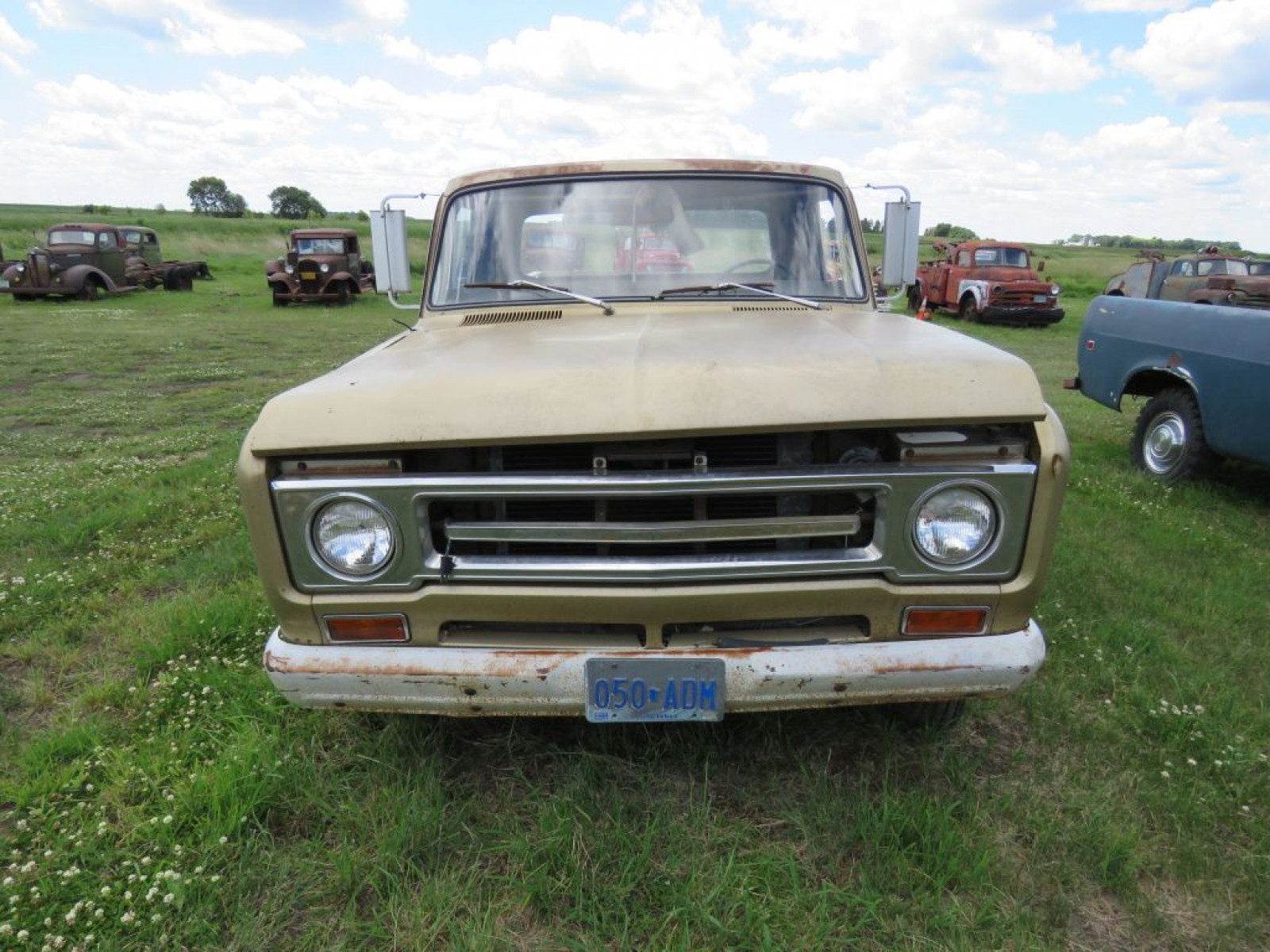 1969 International 1100 Series Pickup - Image 2