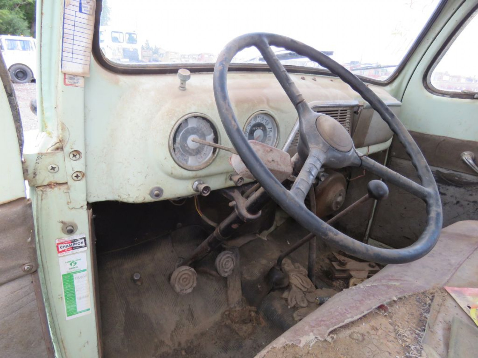 1952 F3 Ford Pickup - Image 9