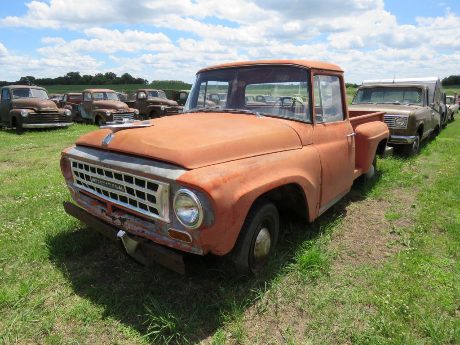 1963 International C1100 Stepside Pickup - Image 1