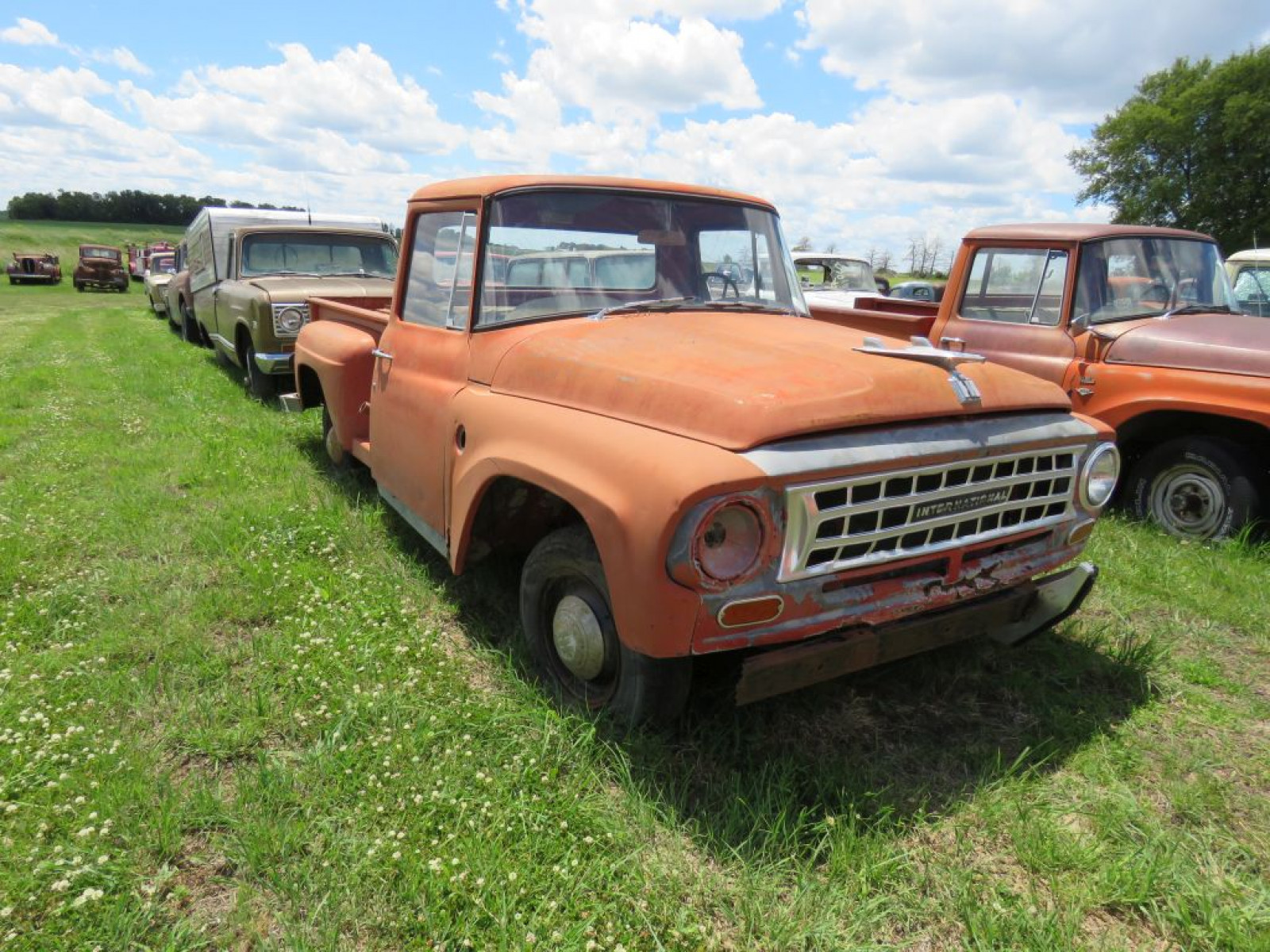 1963 International C1100 Stepside Pickup - Image 3