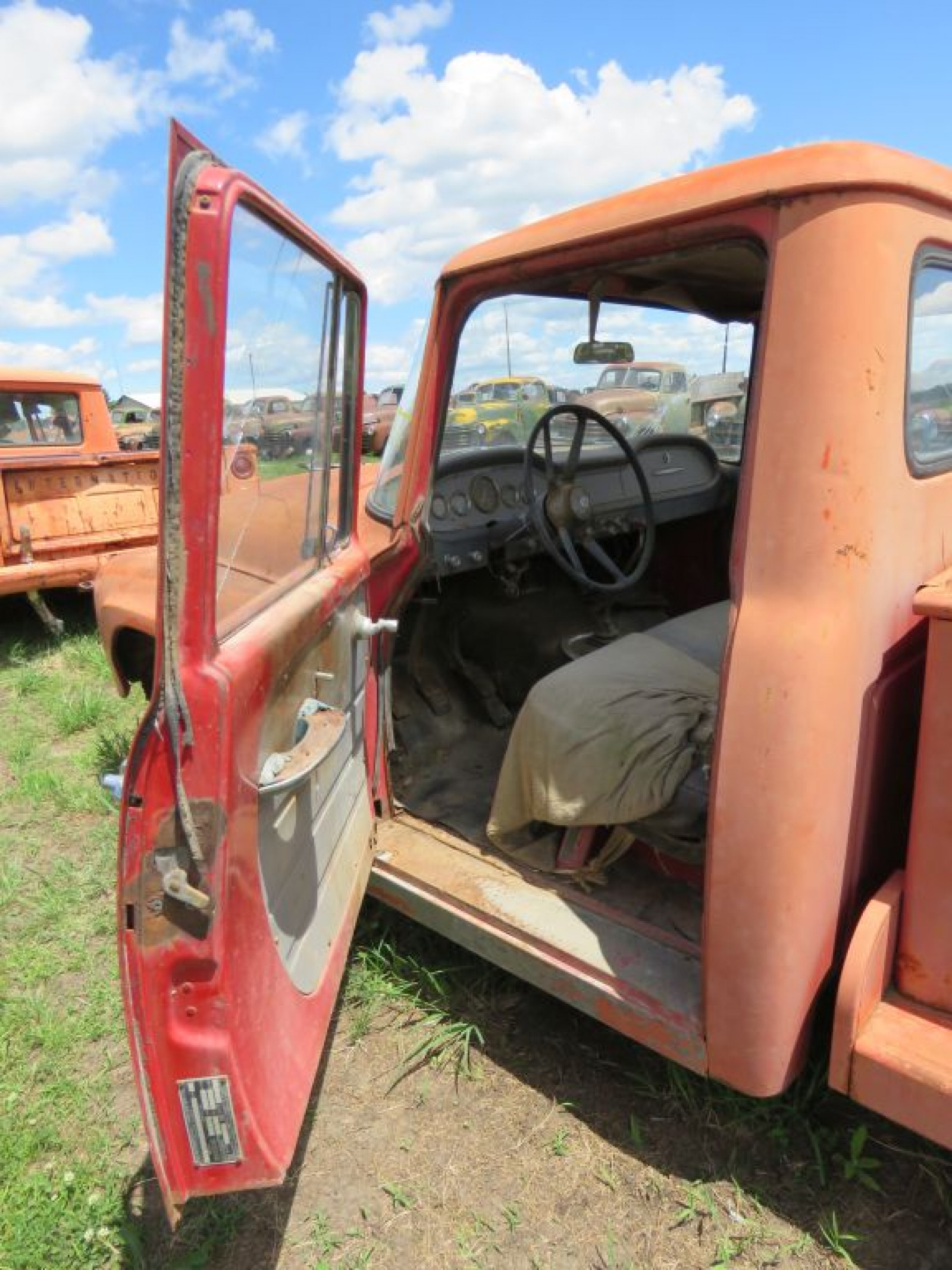 1963 International C1100 Stepside Pickup - Image 8