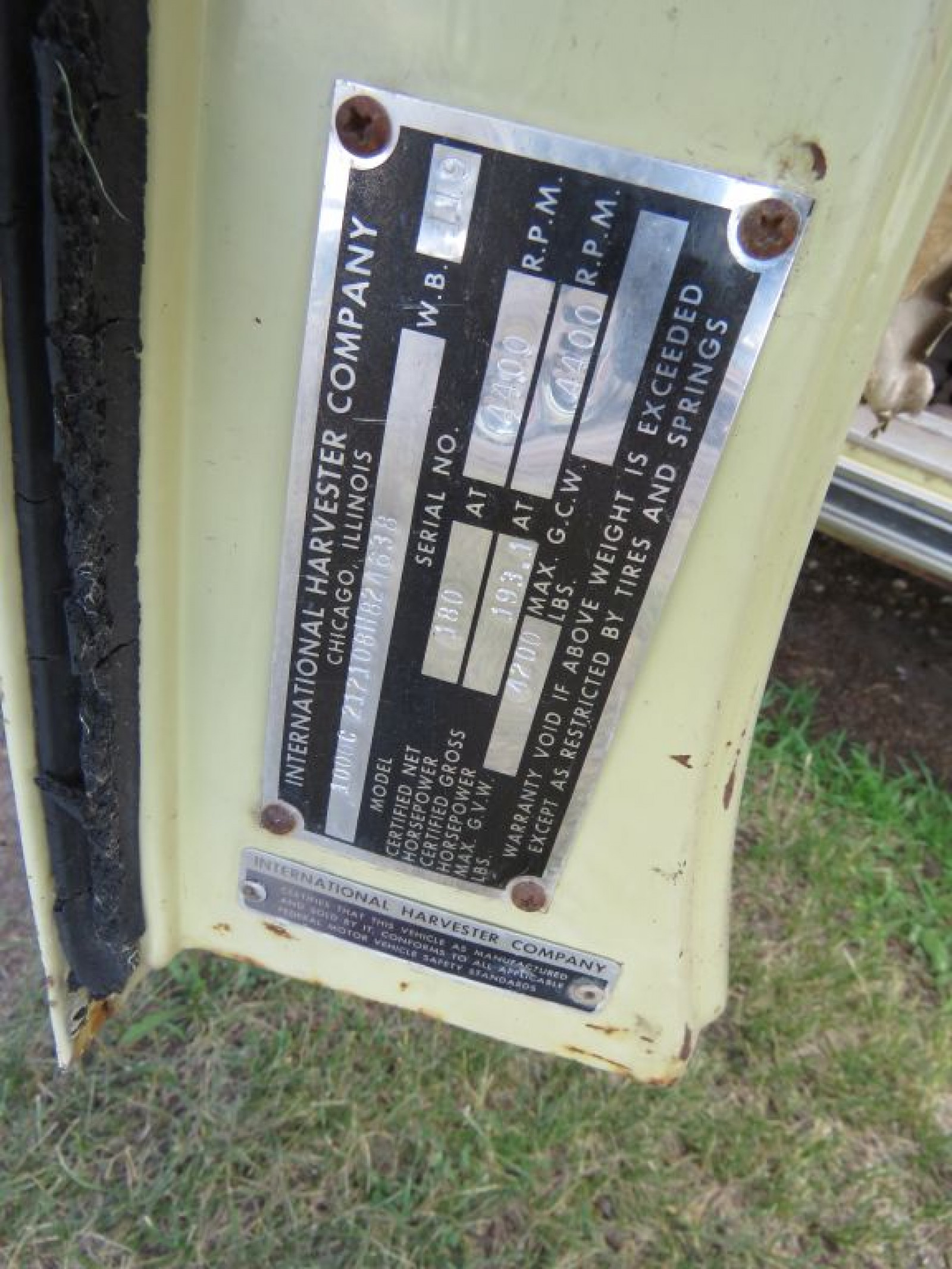 1968 International 1000C Pickup - Image 12