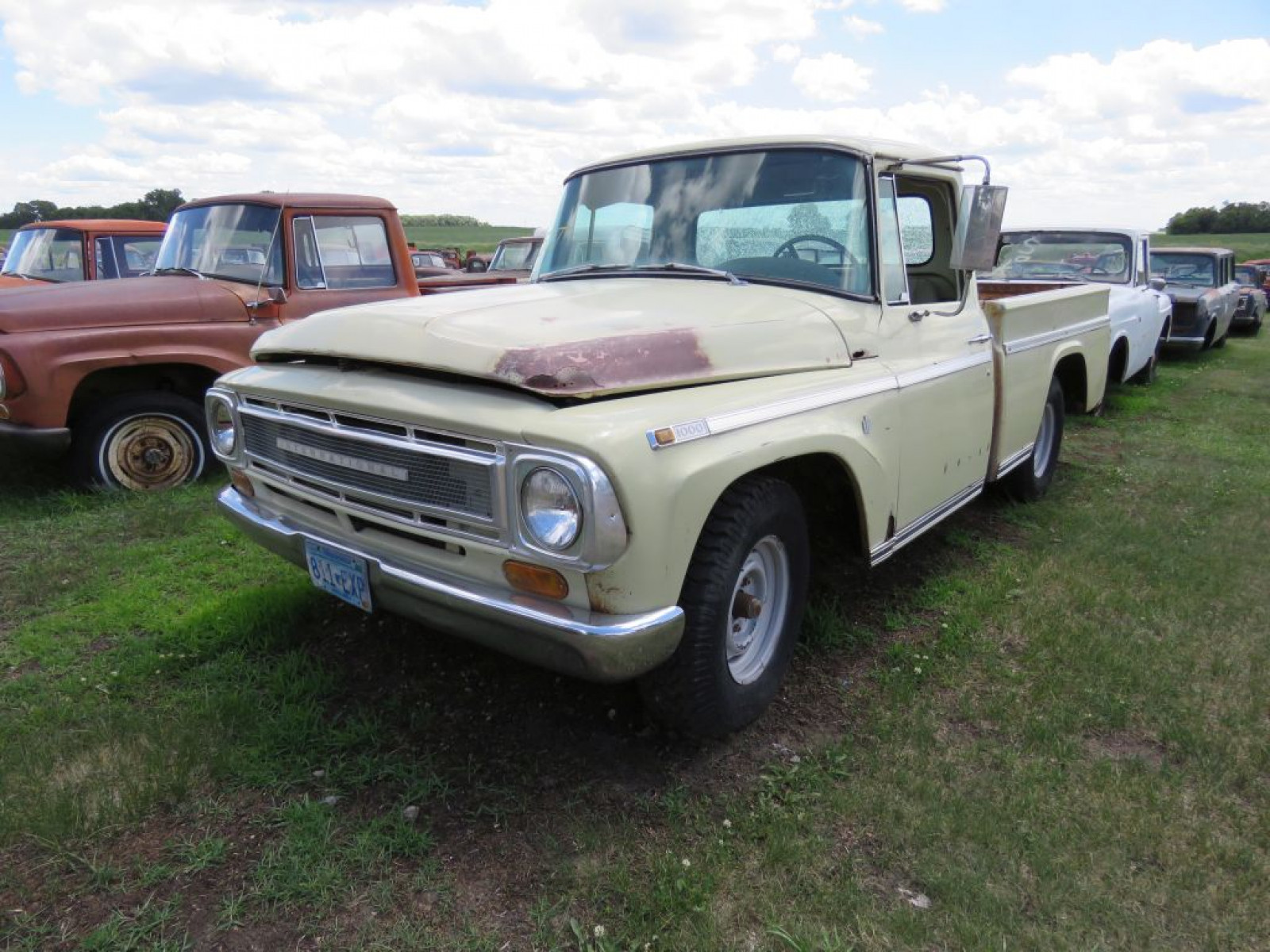 1968 International 1000C Pickup - Image 4