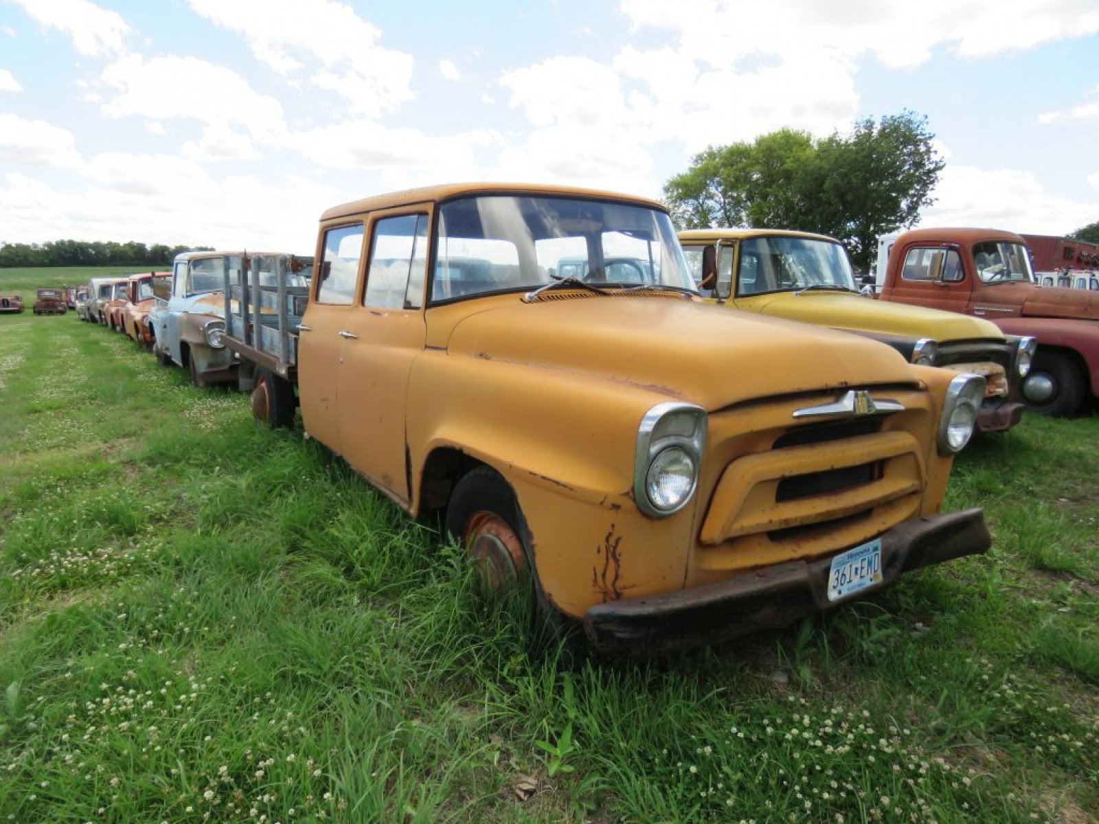 1957 International A122 Crew Cab Pickup - Image 3
