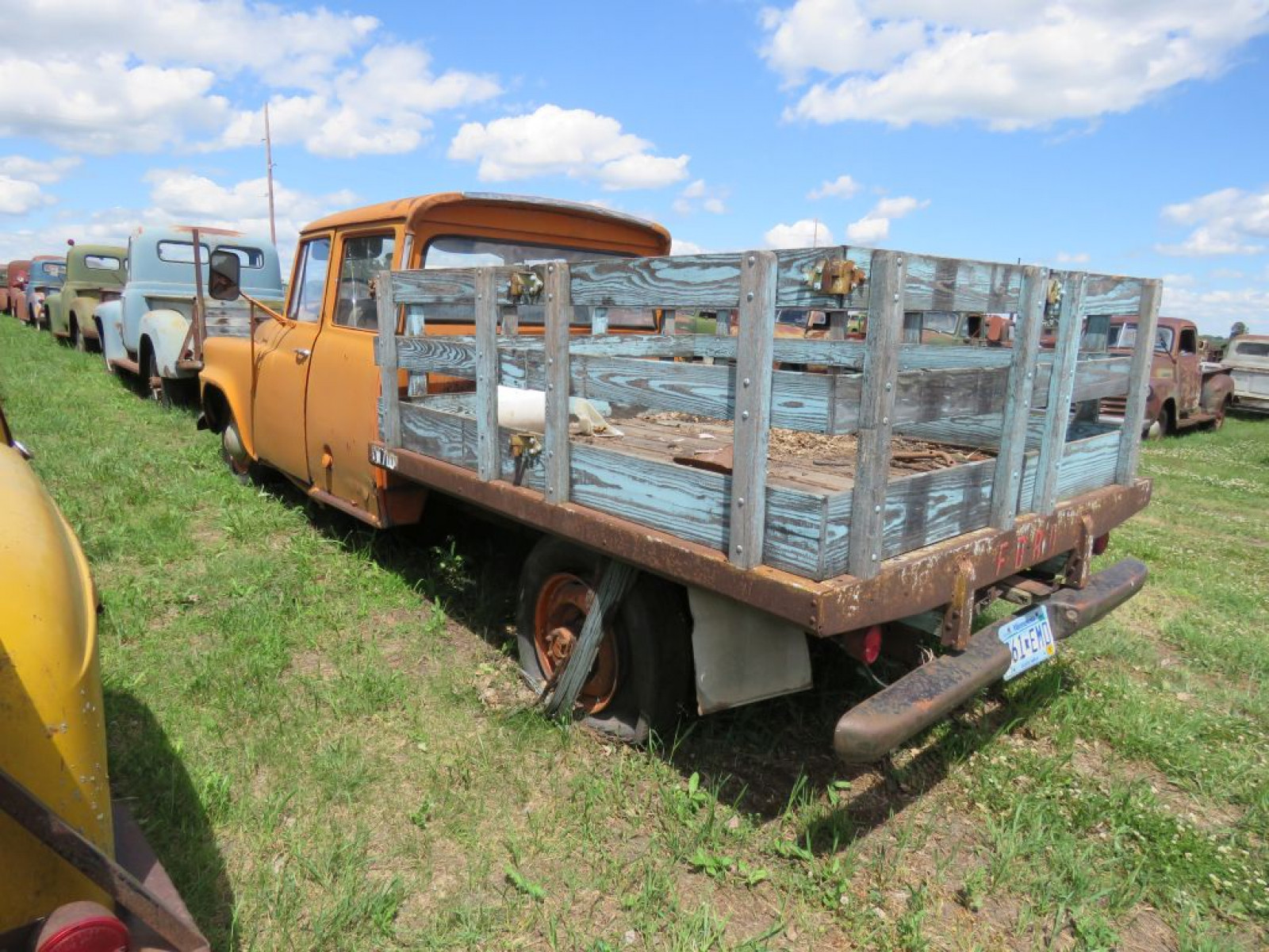 1957 International A122 Crew Cab Pickup - Image 6