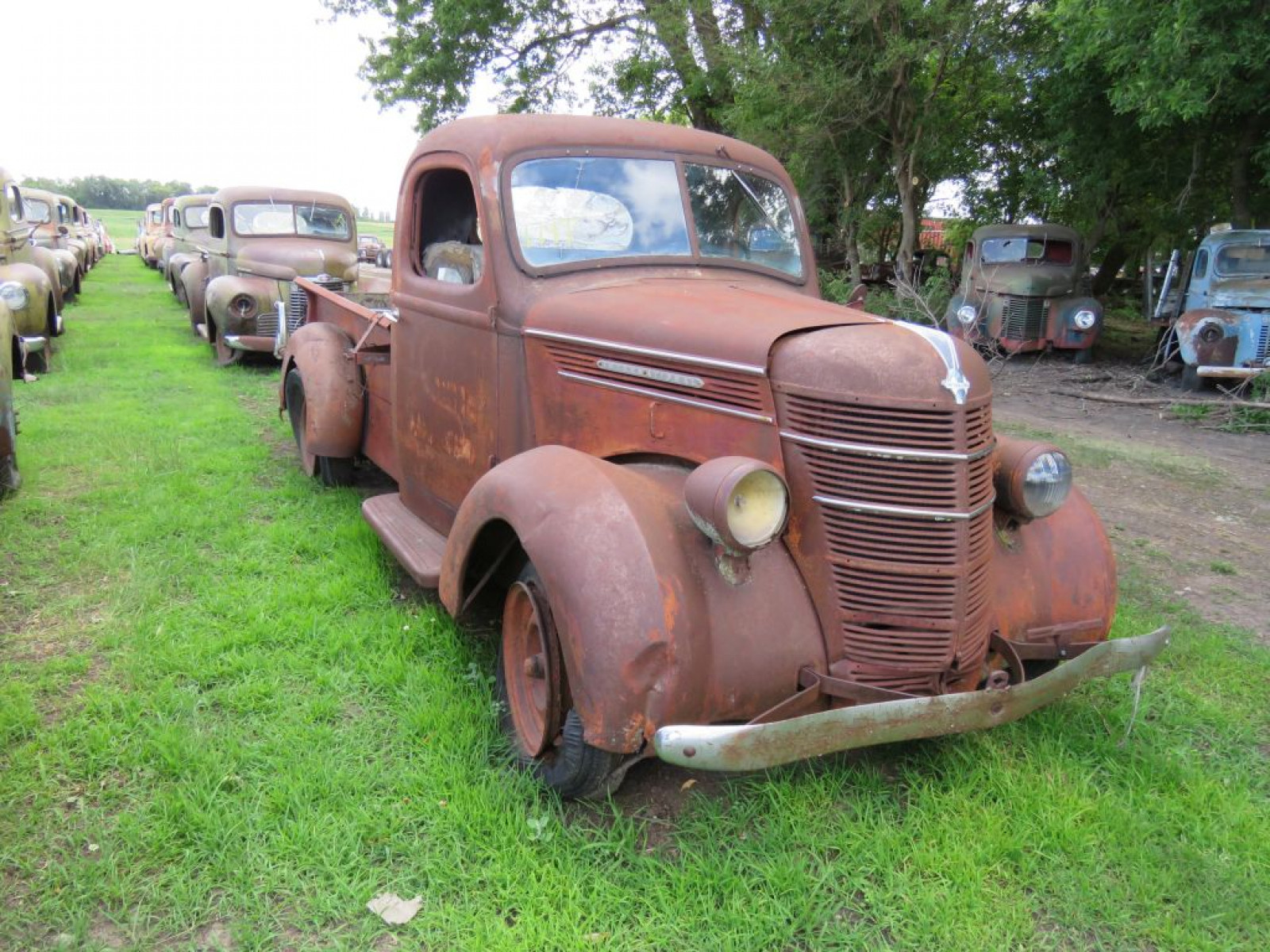 1937 International D2 Pickup - Image 1