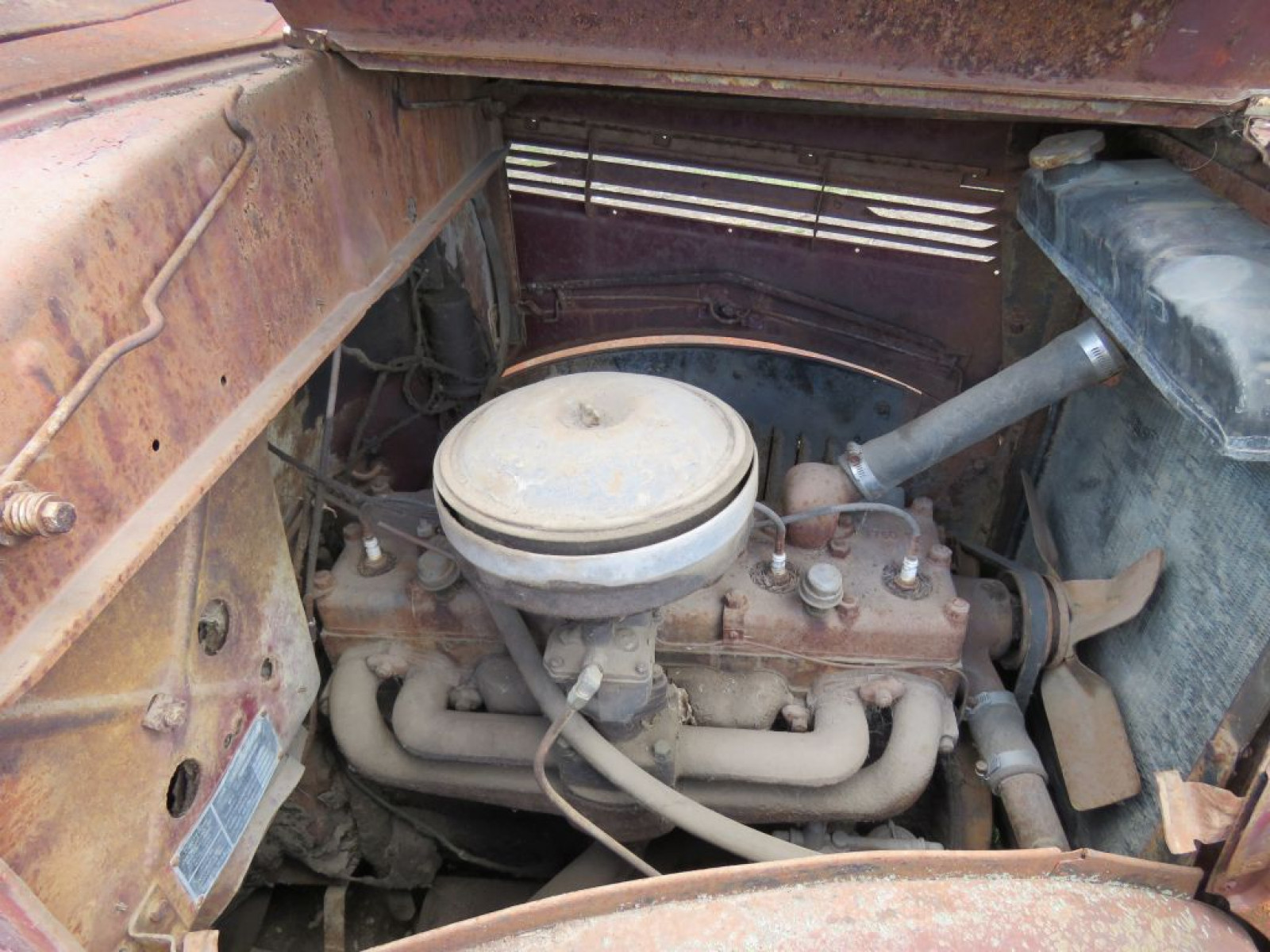 1937 International D2 Pickup - Image 8