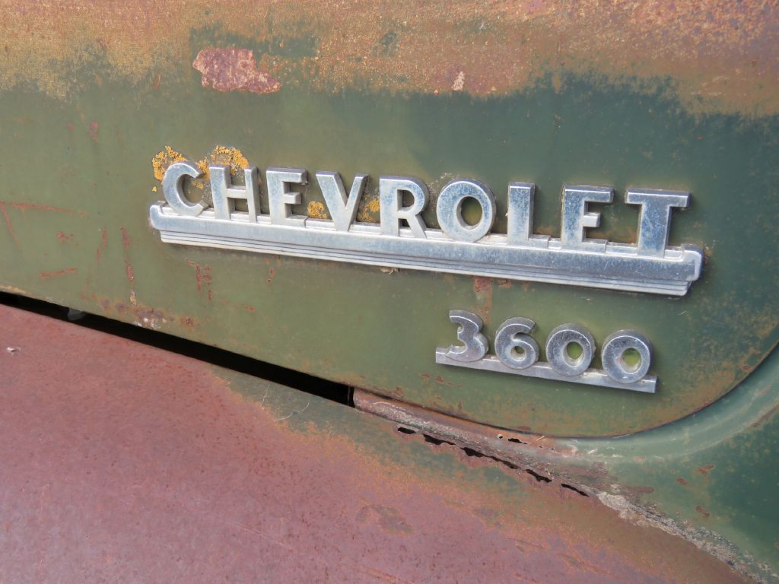1950 Chevrolet 3600 3/4 ton Series Pickup - Image 11