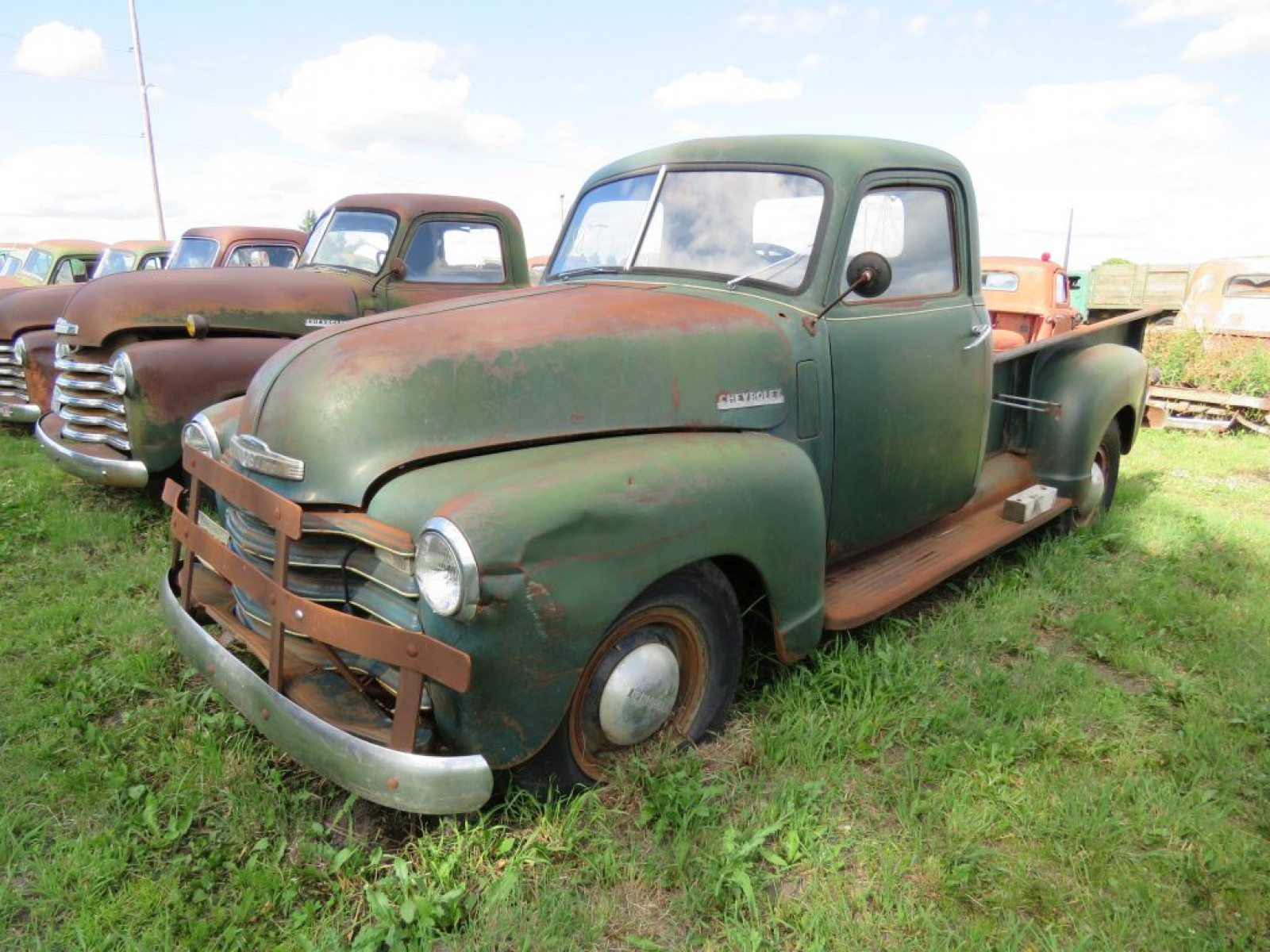 1948 Chevrolet 3600 3/4 ton Pickup - Image 3