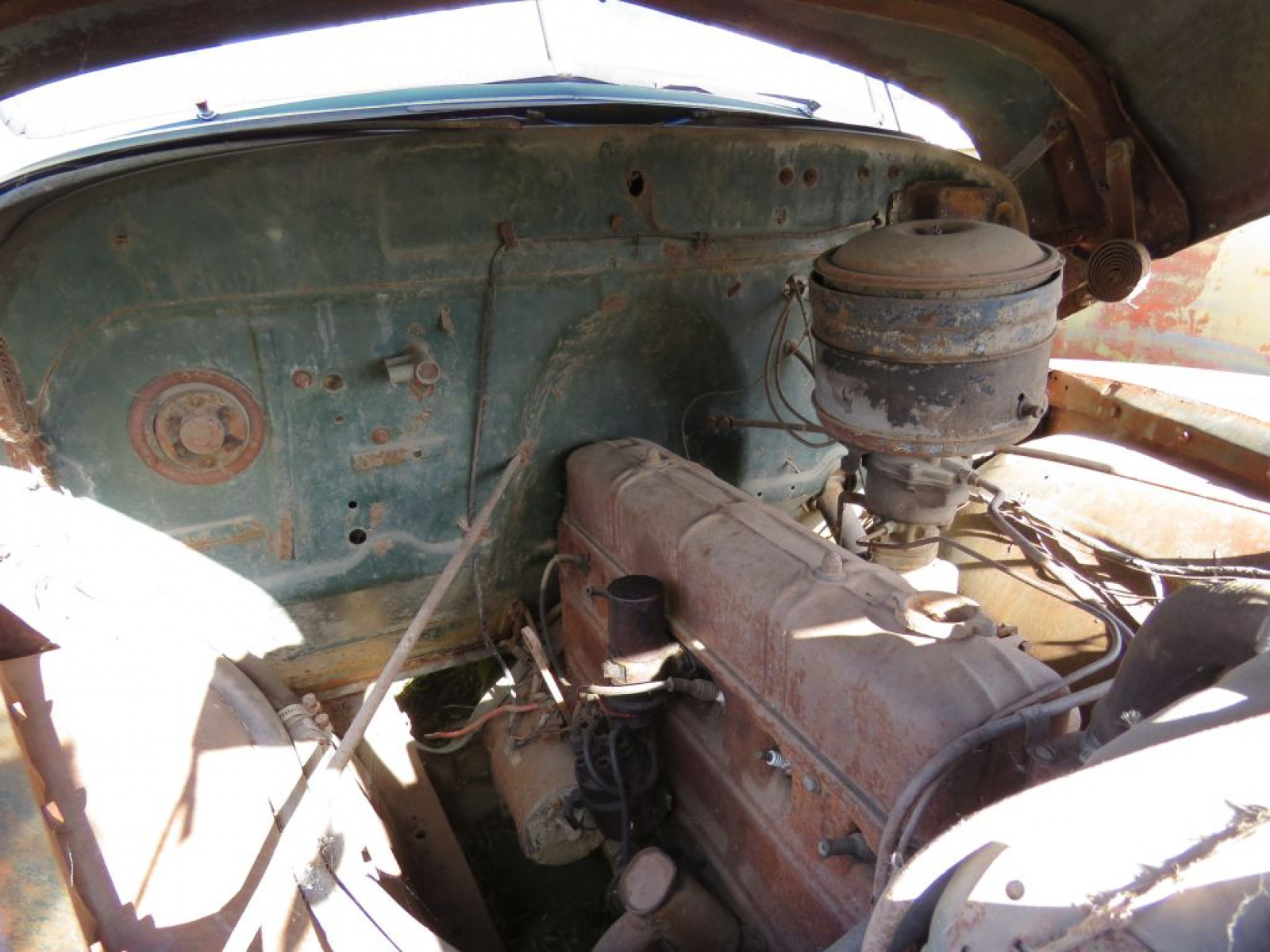 1950 Chevrolet 3800 1 ton Pickup with 9 Foot Box - Image 10