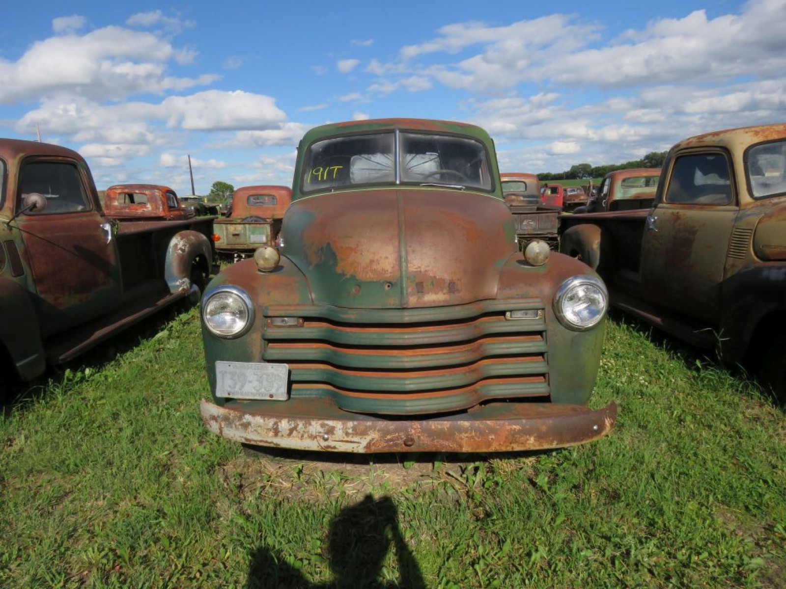 1950 Chevrolet 3800 1 ton Pickup with 9 Foot Box - Image 2
