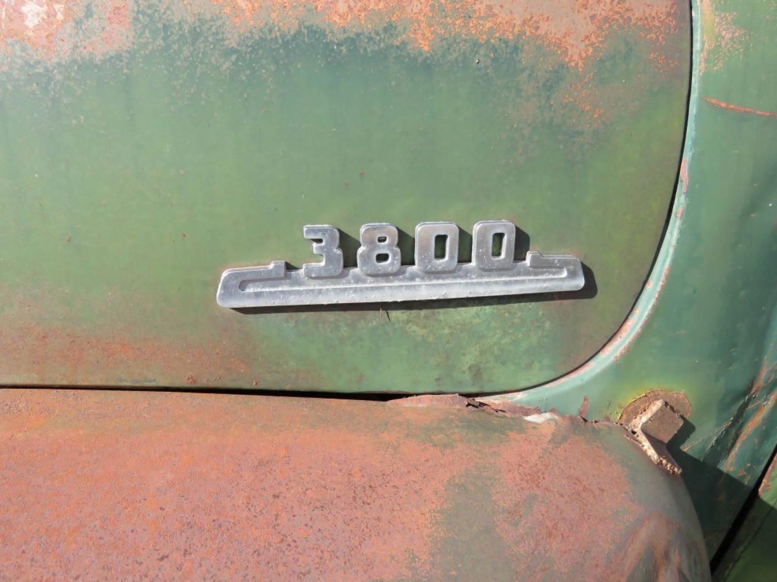 1950 Chevrolet 3800 1 ton Pickup with 9 Foot Box - Image 4