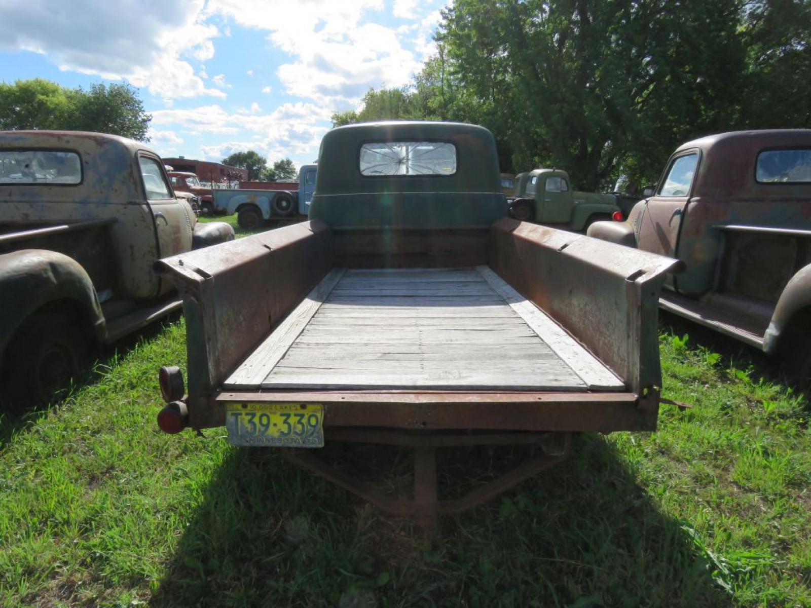 1950 Chevrolet 3800 1 ton Pickup with 9 Foot Box - Image 6