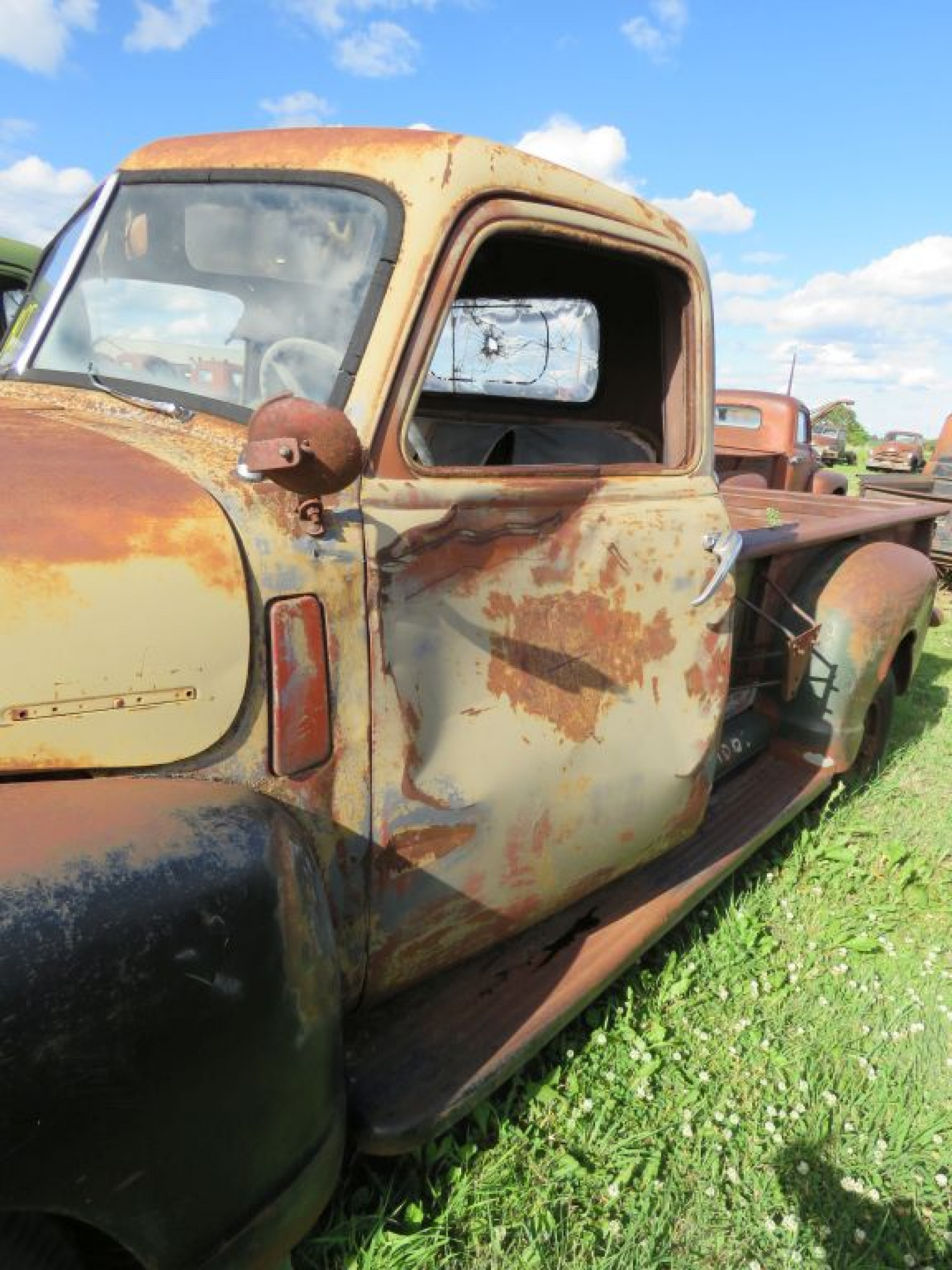 1948 Chevrolet 3600 3/4 ton Pickup - Image 4