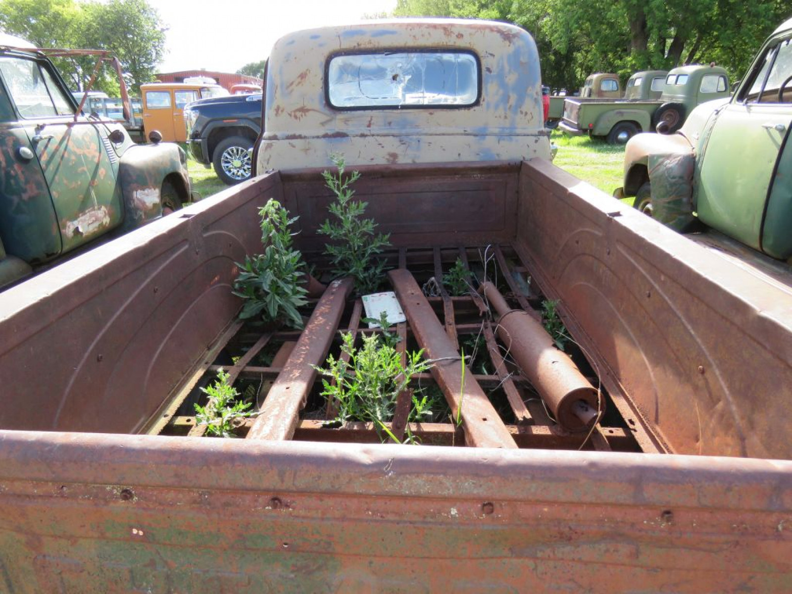 1948 Chevrolet 3600 3/4 ton Pickup - Image 7