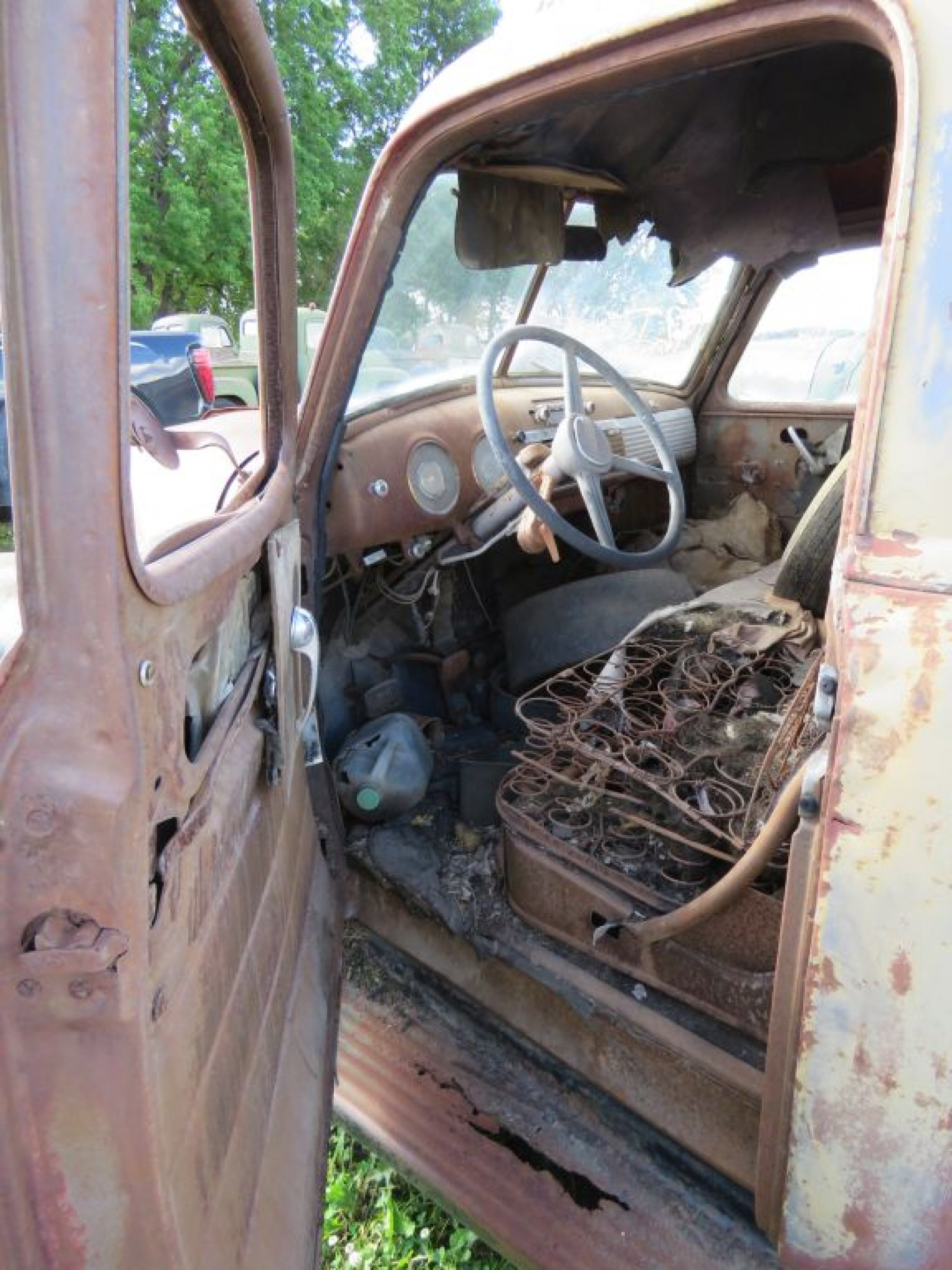 1948 Chevrolet 3600 3/4 ton Pickup - Image 9
