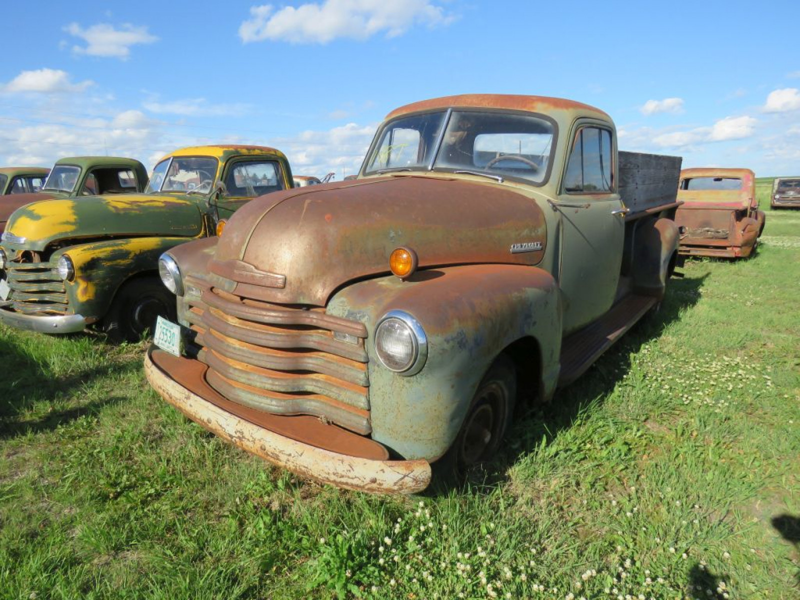 1952 Chevrolet 3800 1 ton Pickup - Image 3