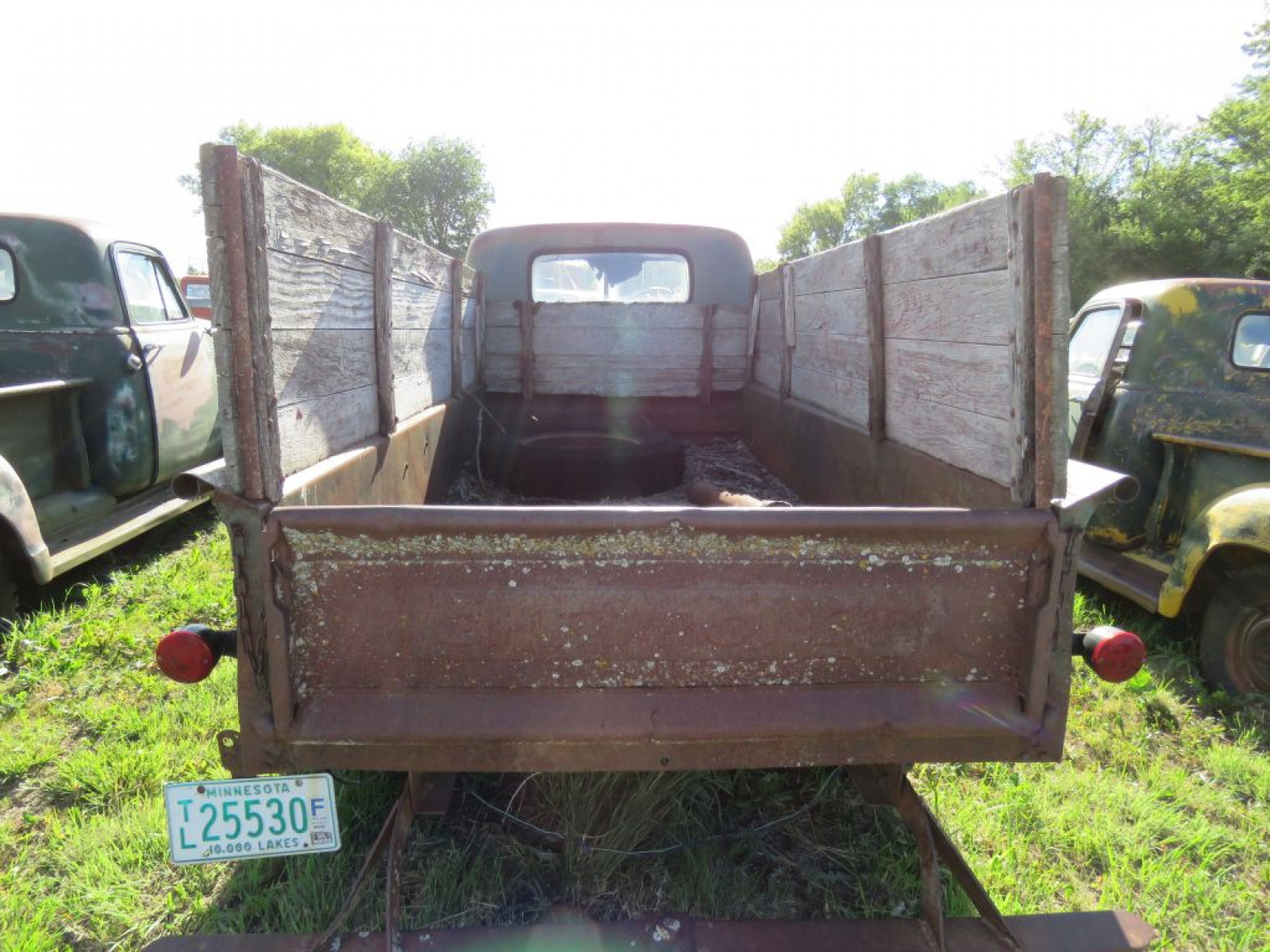 1952 Chevrolet 3800 1 ton Pickup - Image 5