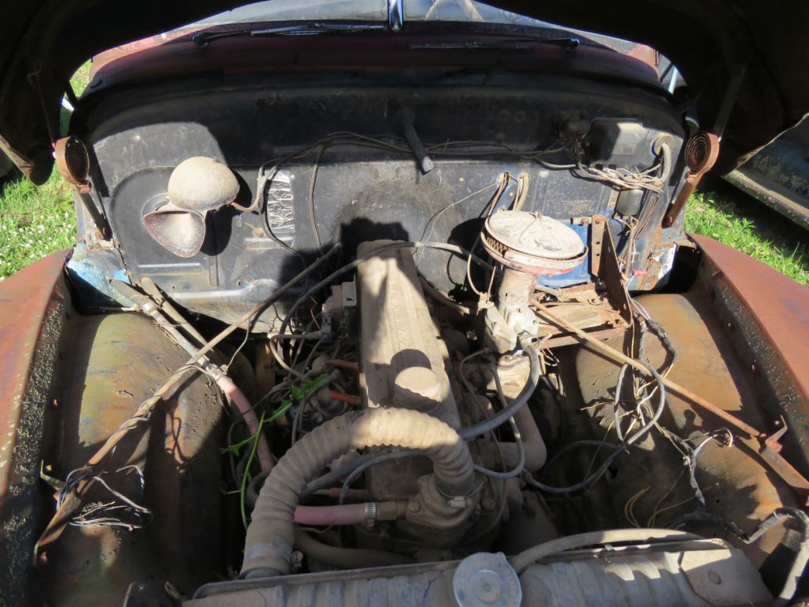 1952 Chevrolet 3600 3/4 ton Tow Truck with Holmes Wrecker - Image 11