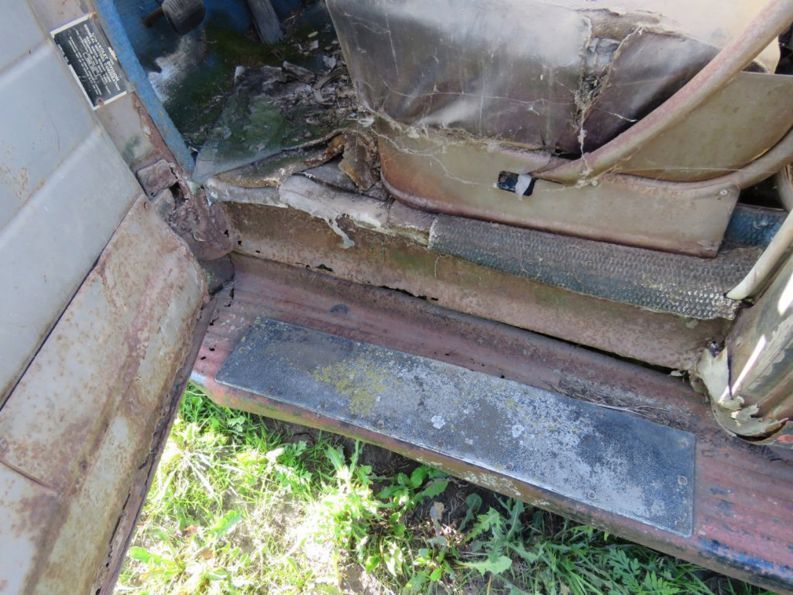 1952 Chevrolet 3600 3/4 ton Tow Truck with Holmes Wrecker - Image 13