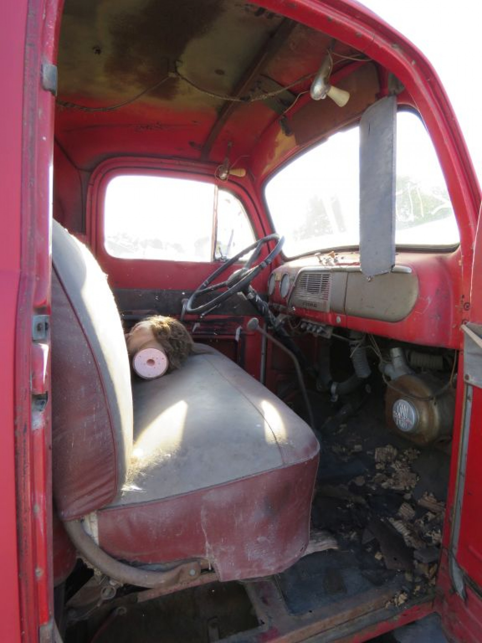 1952 Ford F7 Big Job Pumper Truck - Image 11
