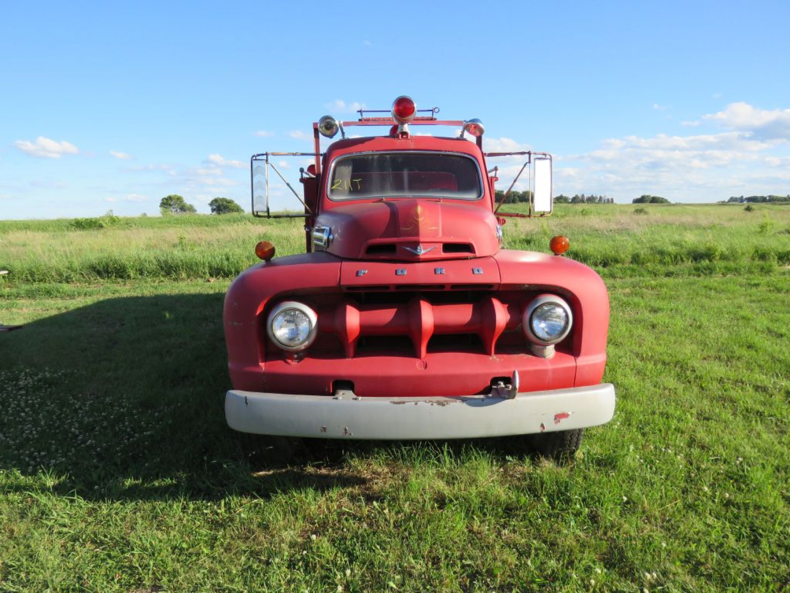 1952 Ford F7 Big Job Pumper Truck - Image 2