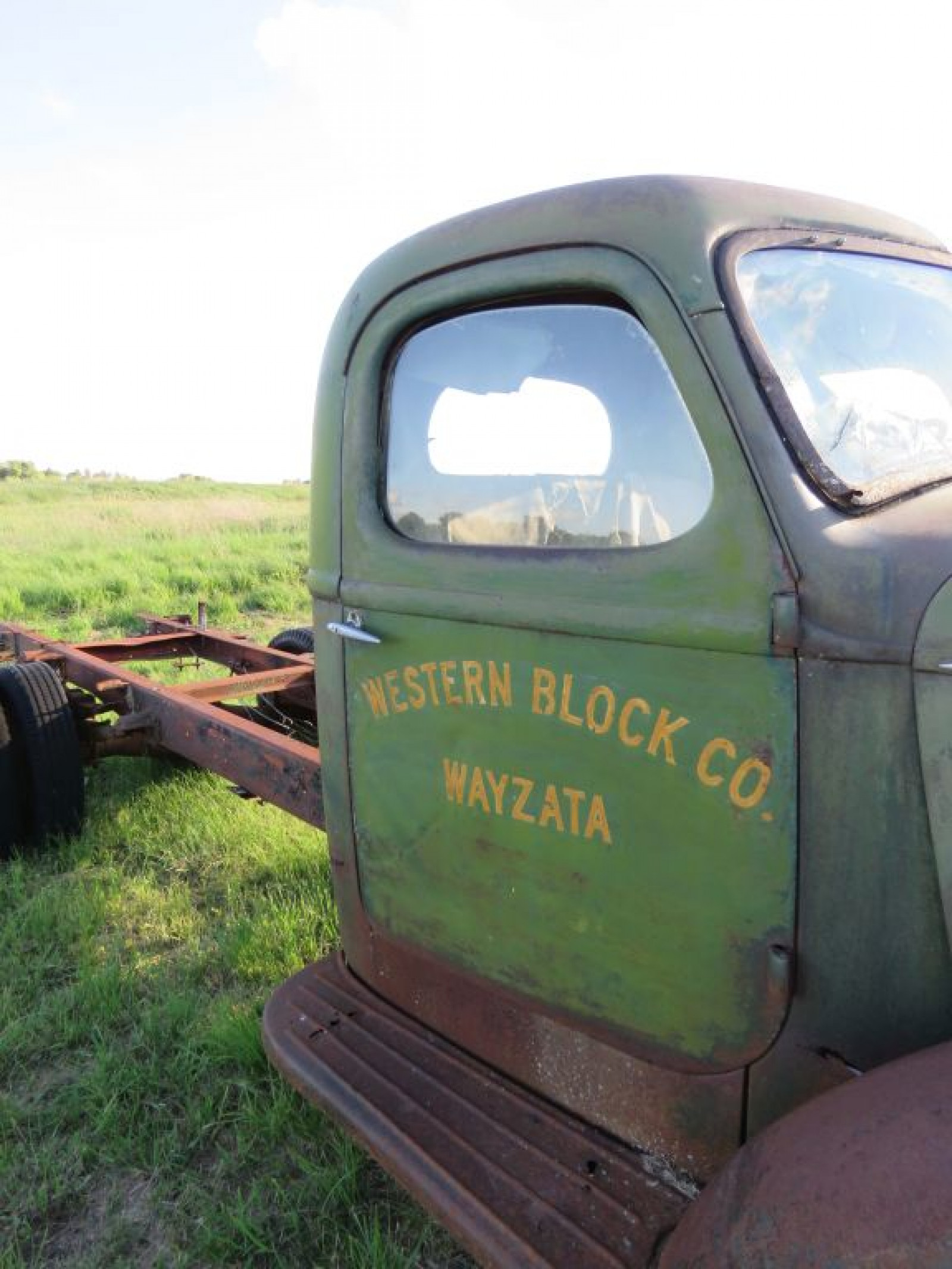 1938/9 International D Series Truck - Image 4