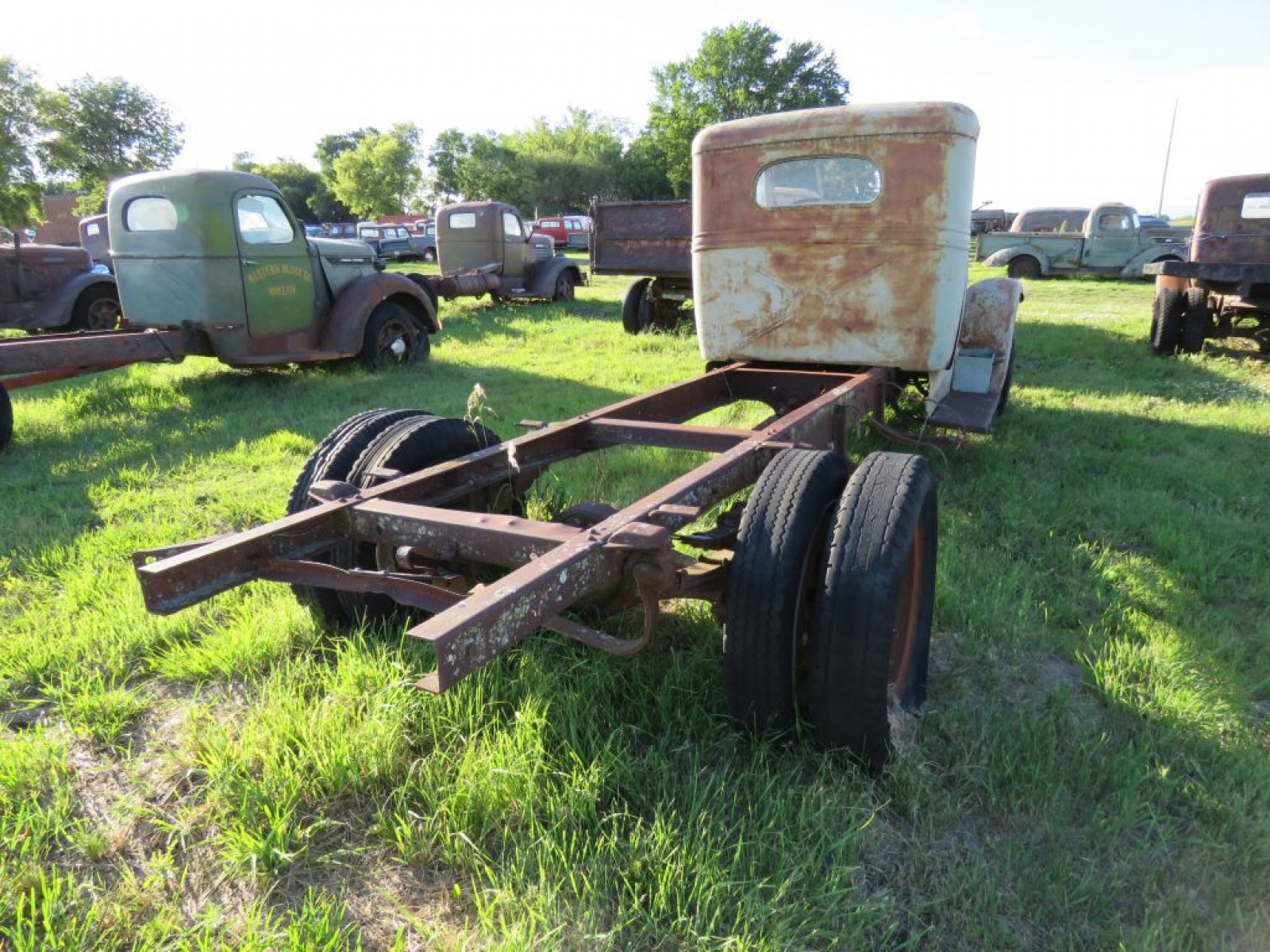 1934 International C30 Truck - Image 6