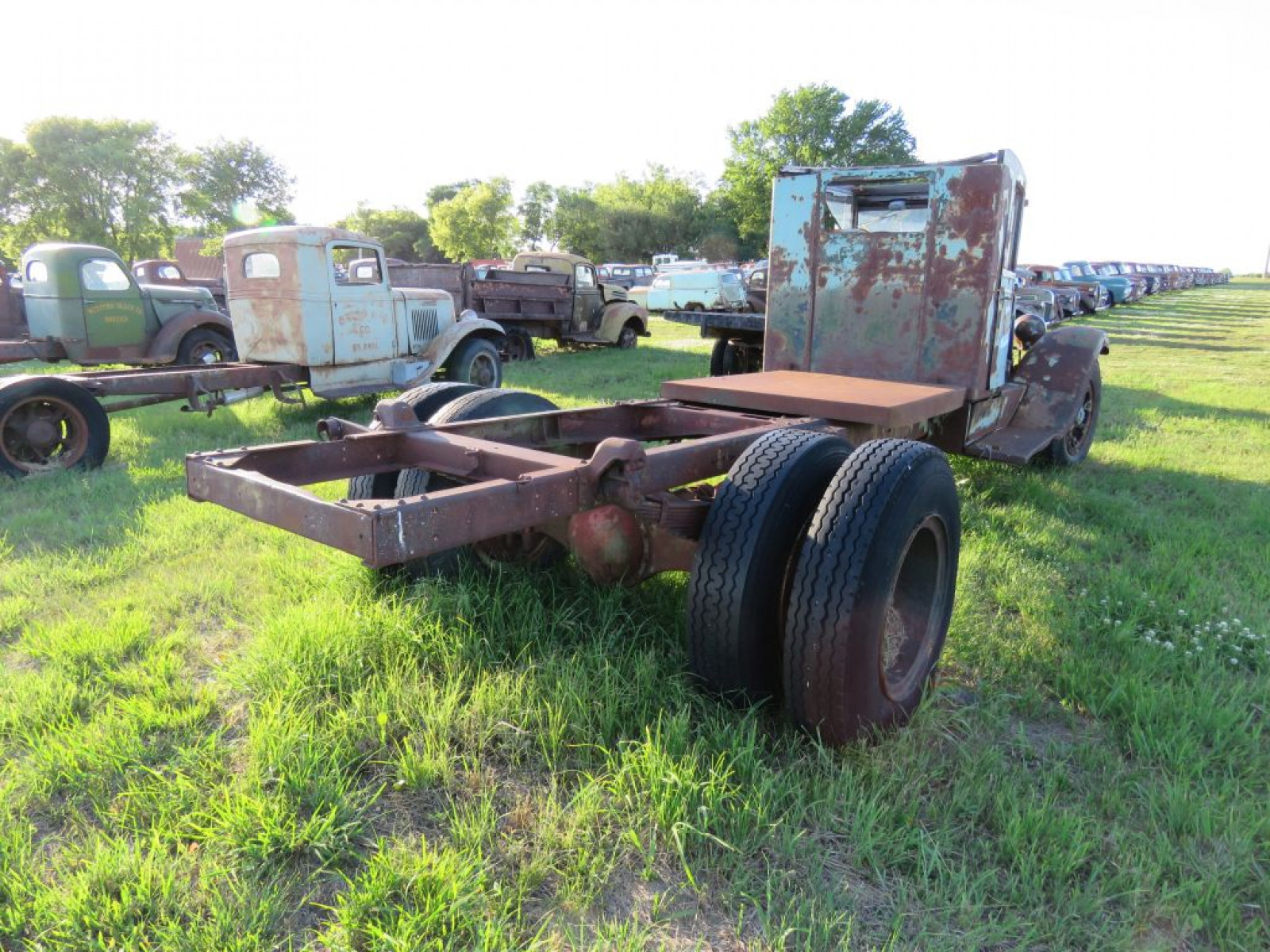 1930 International Harvestor Model A6-190 Truck - Image 4