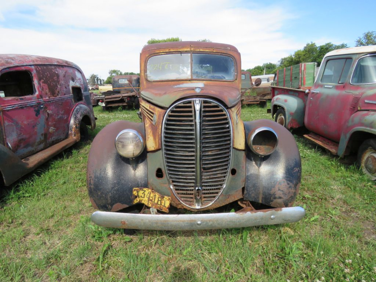 1938-9 Ford Pickup - Image 2