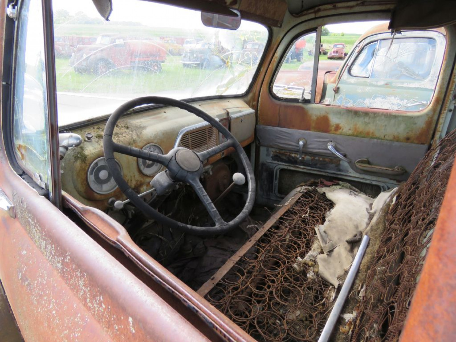 1951 Ford F3 Pickup - Image 6
