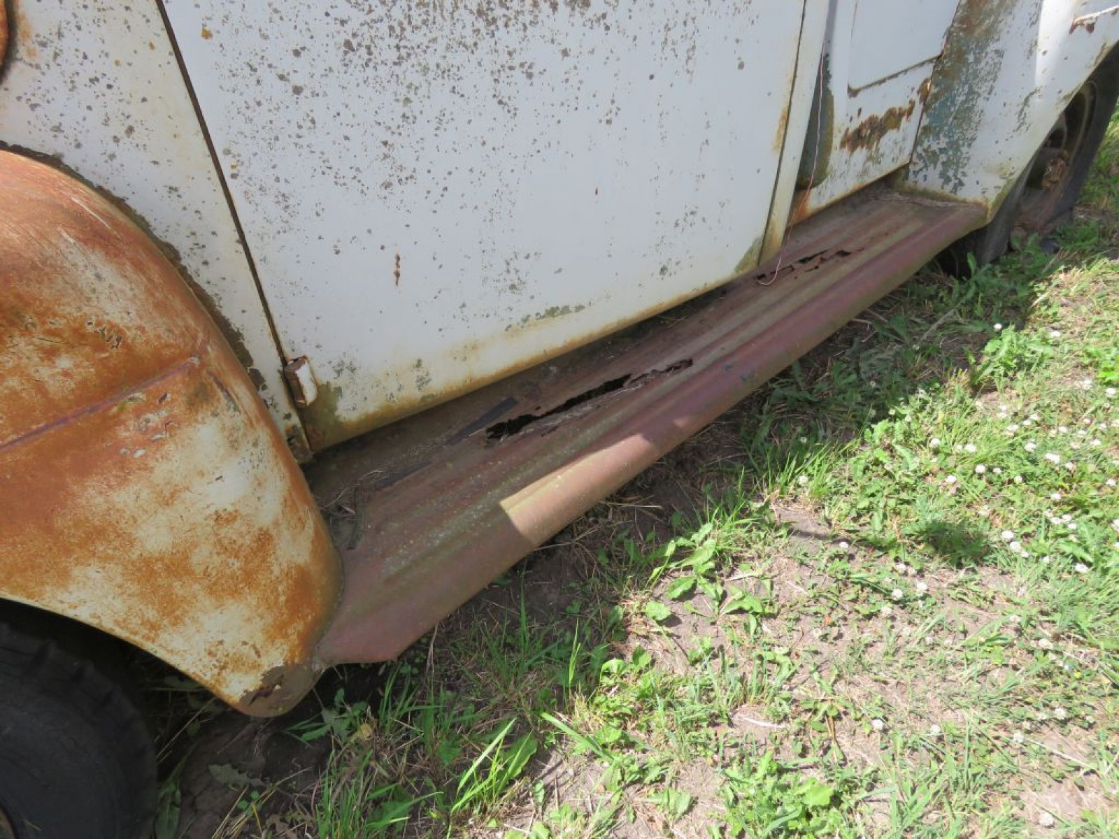 1951 Ford F3 Pickup - Image 4