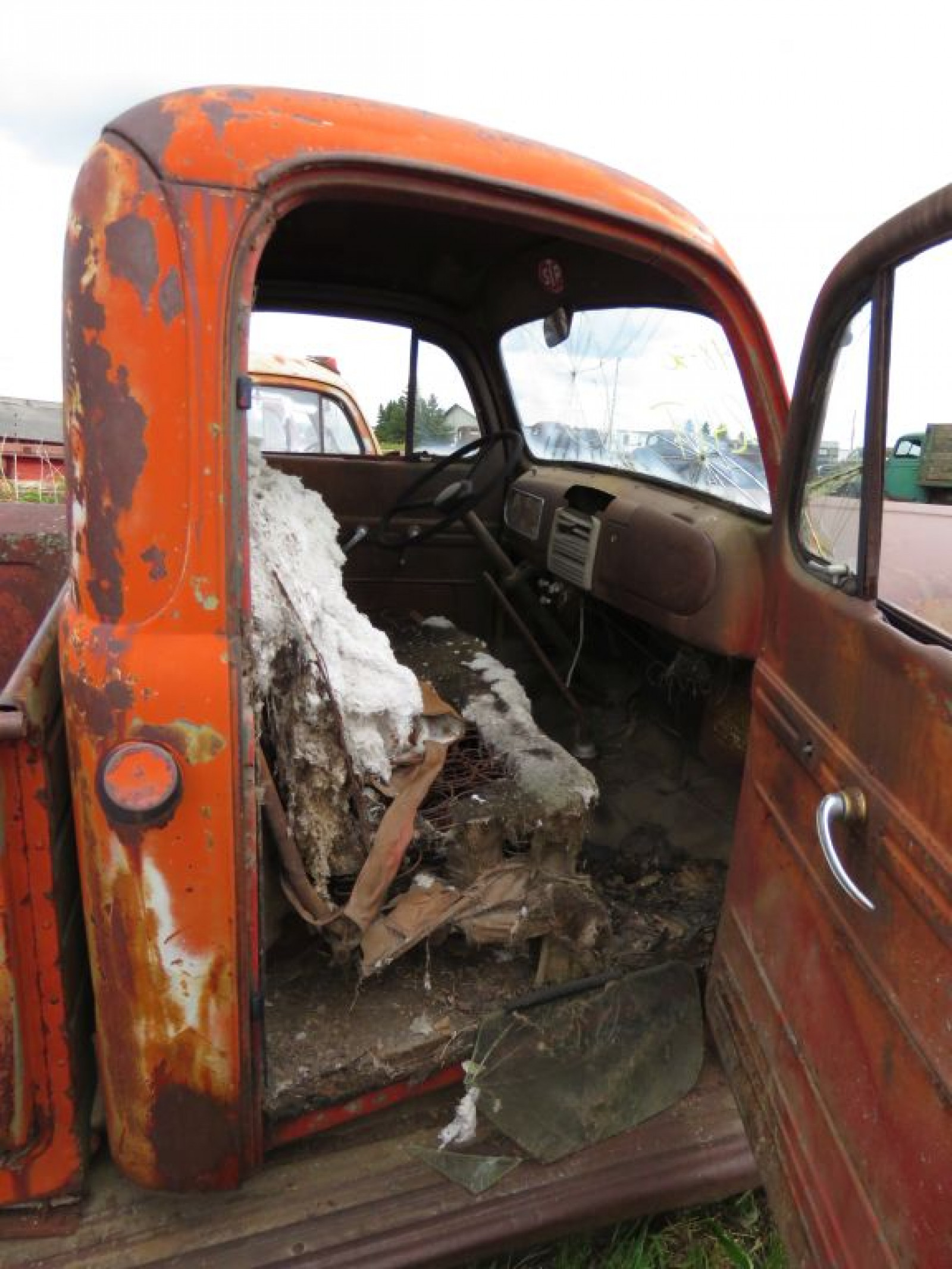 1949 Ford F3 Pickup - Image 9