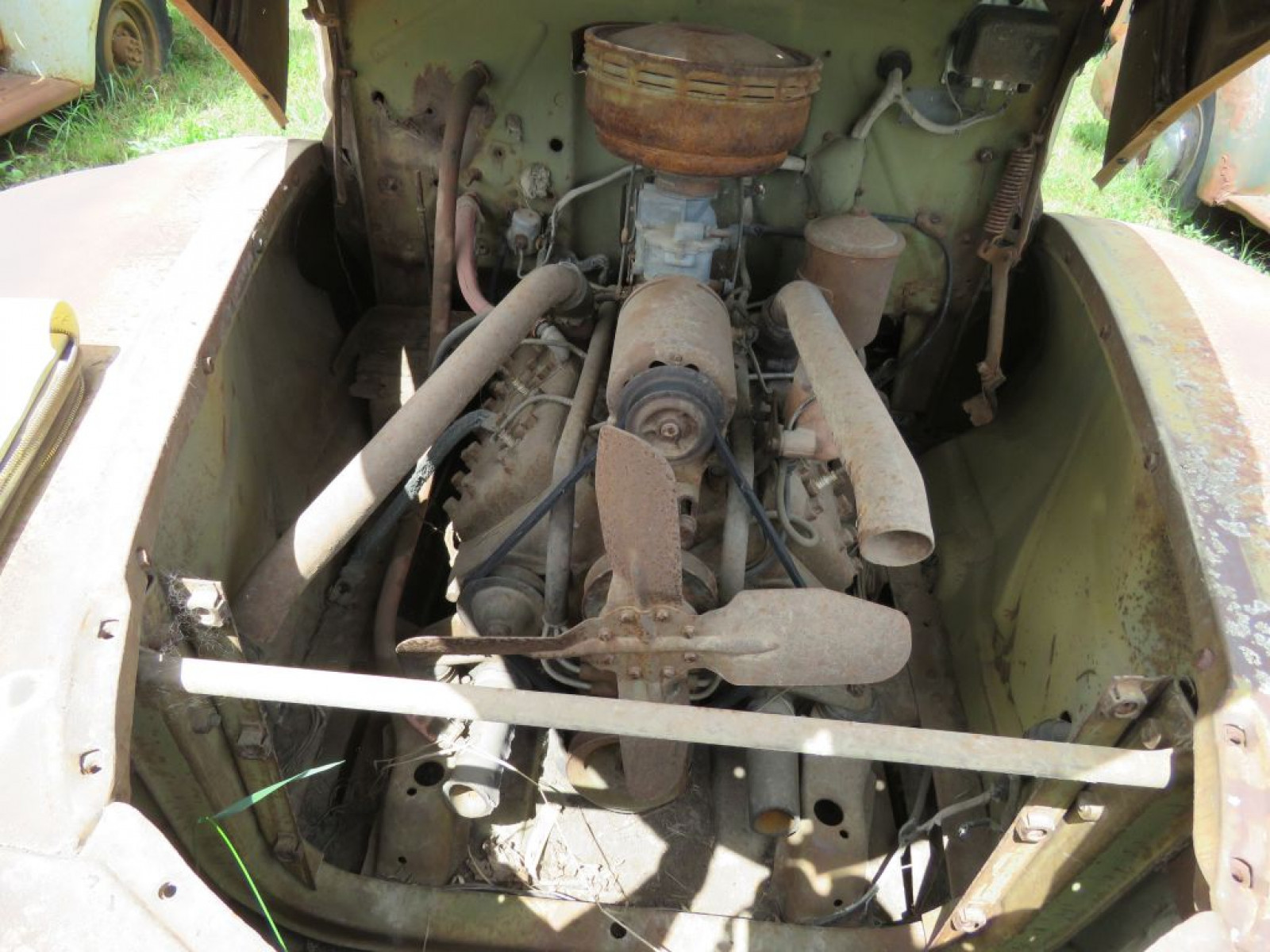 1942 Ford Pickup - Image 9