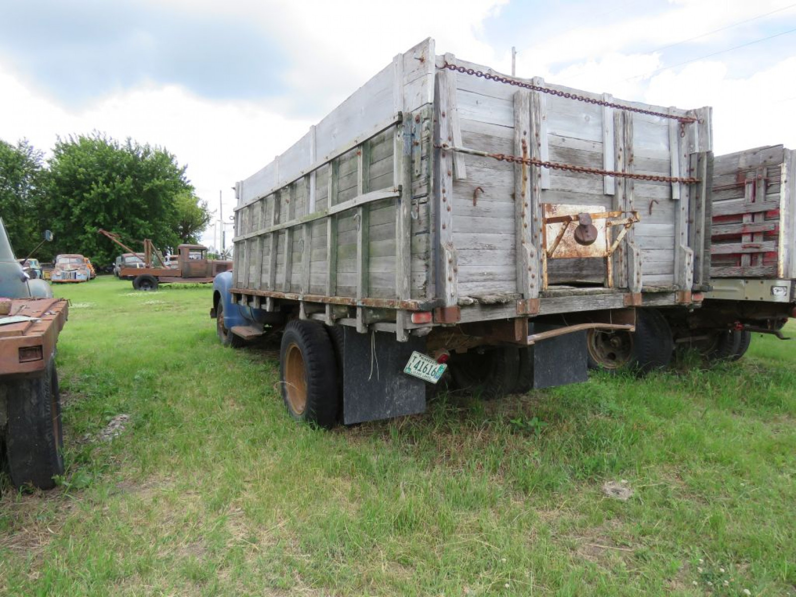 1949 Chevrolet 2 Ton Grain Truck - Image 4