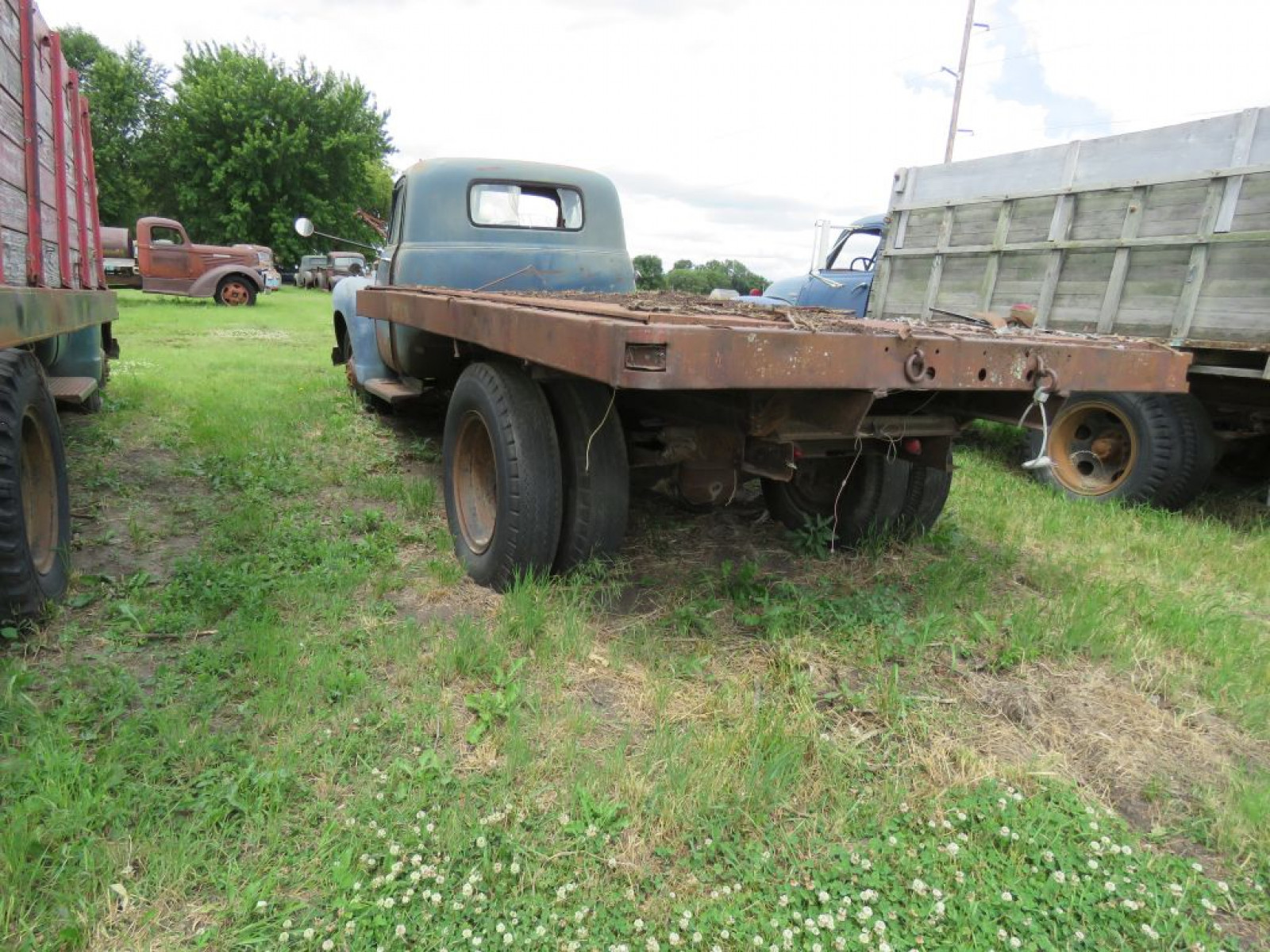 1953 Chevrolet 6400 2 Ton Truck - Image 6