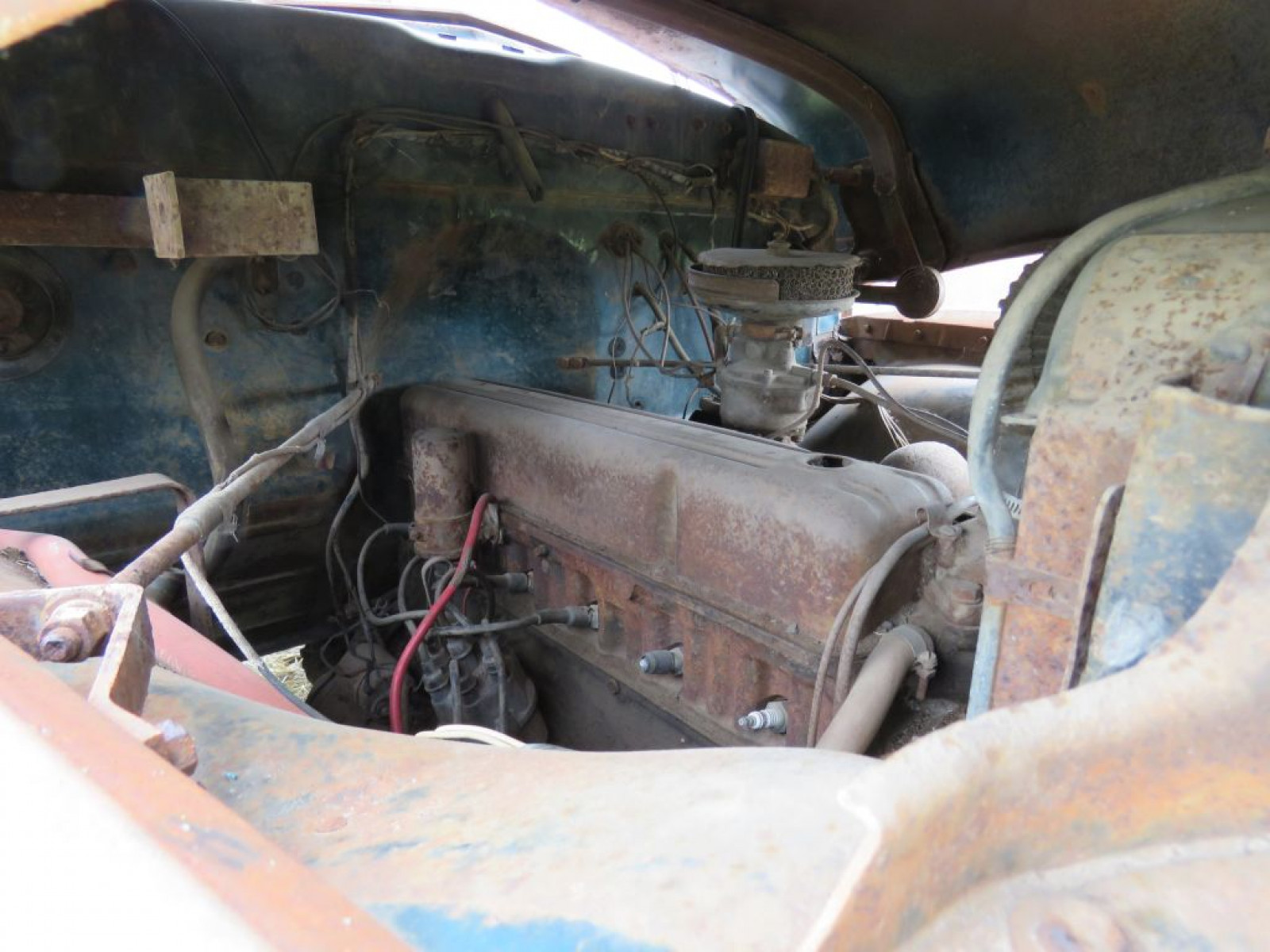 1947 Chevrolet 1 1/2 ton 5 Window Cab Truck - Image 8