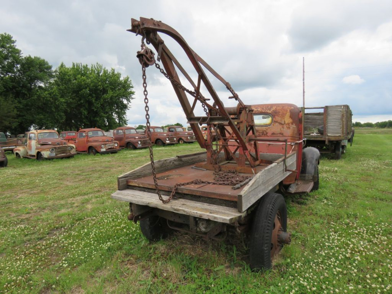 1937 Chevrolet 1 1/2 ton Tow Truck with Weaver Boom - Image 5