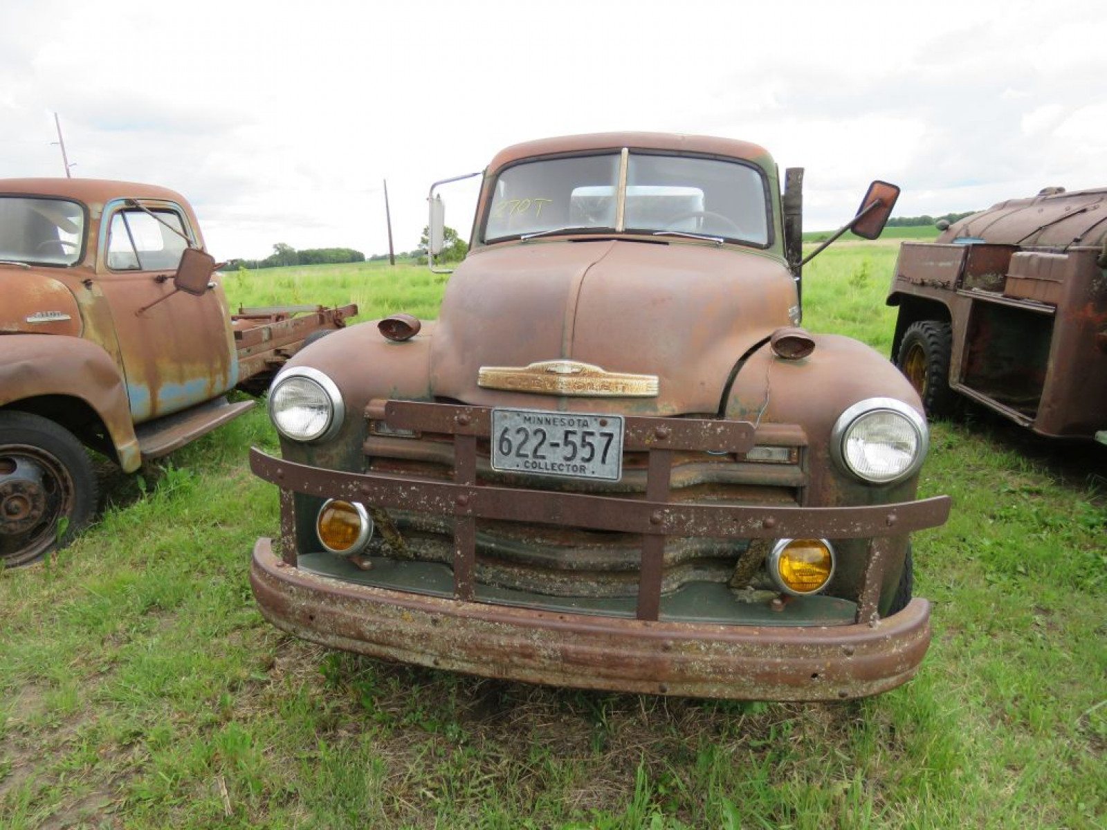 1954 Chevrolet 6400 Dump Truck - Image 2