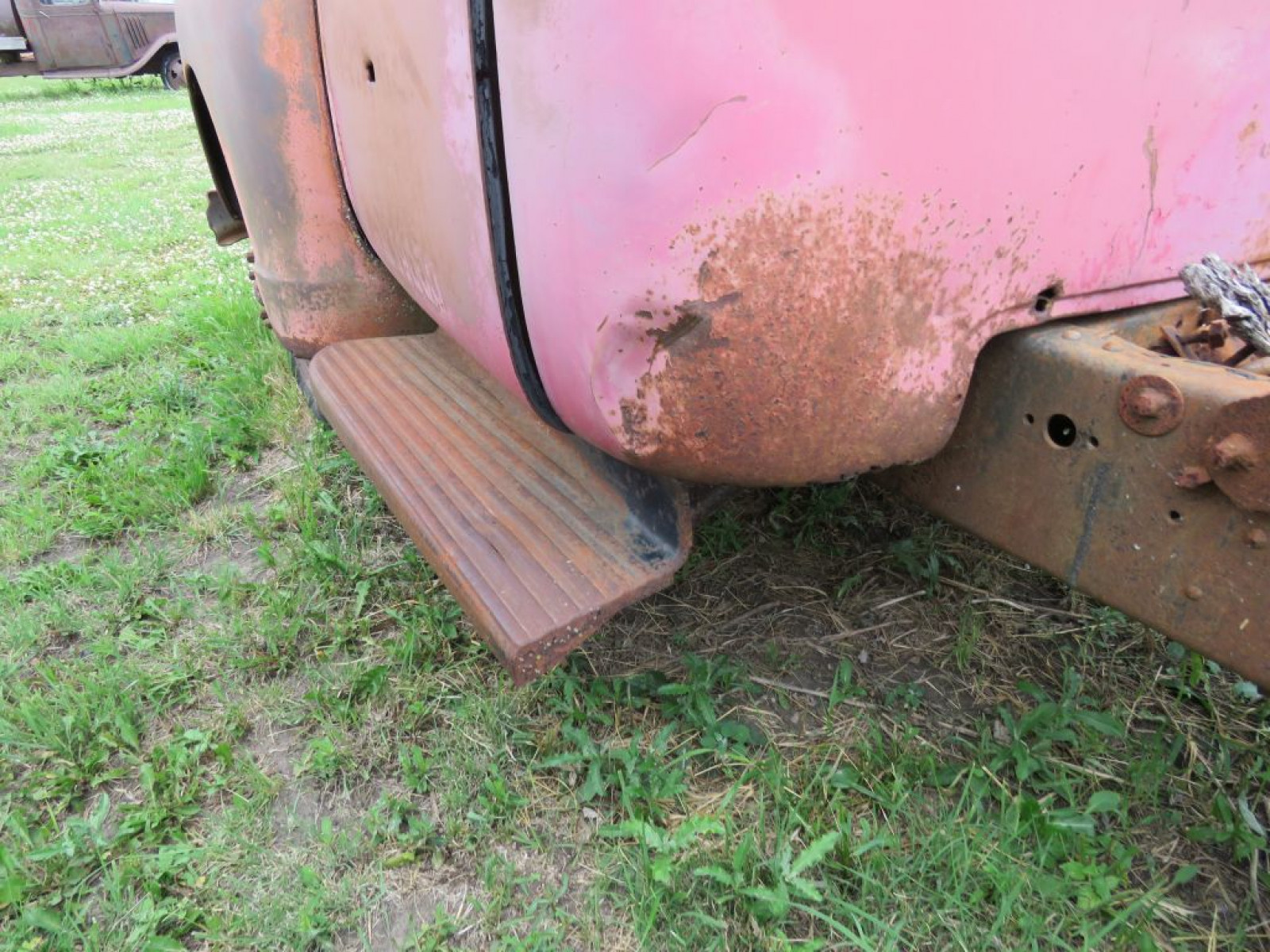 1949 Chevrolet 1 1/2 ton Truck - Image 5