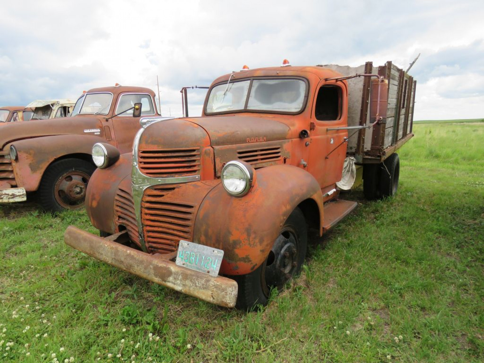 1941 Dodge WF-82 Grain Truck - Image 3
