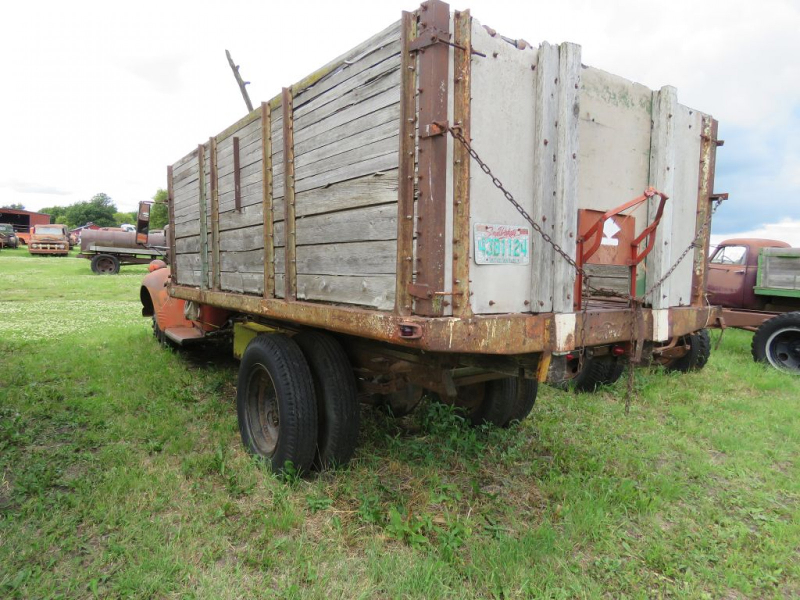 1941 Dodge WF-82 Grain Truck - Image 4
