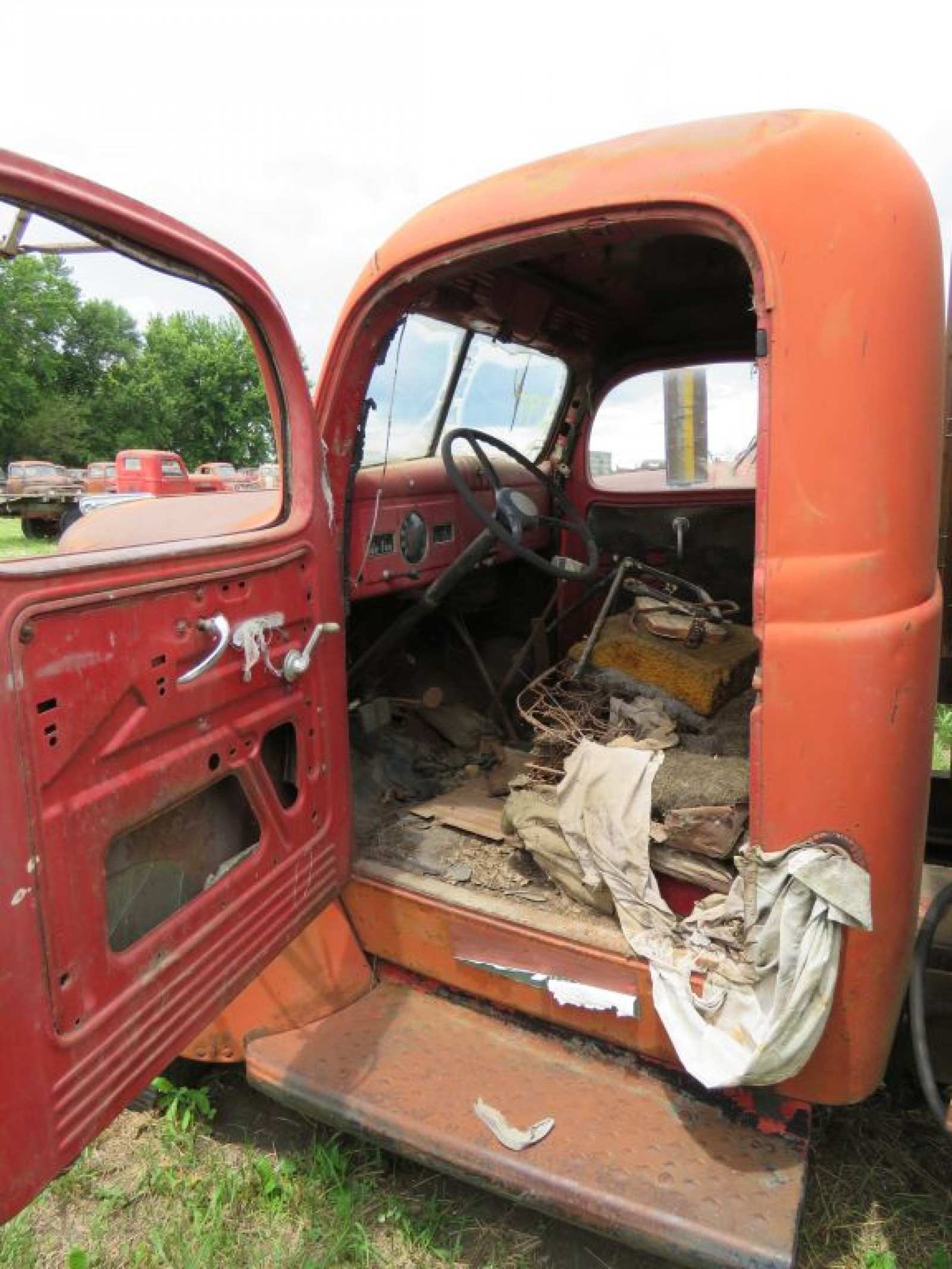 1941 Dodge WF-82 Grain Truck - Image 6