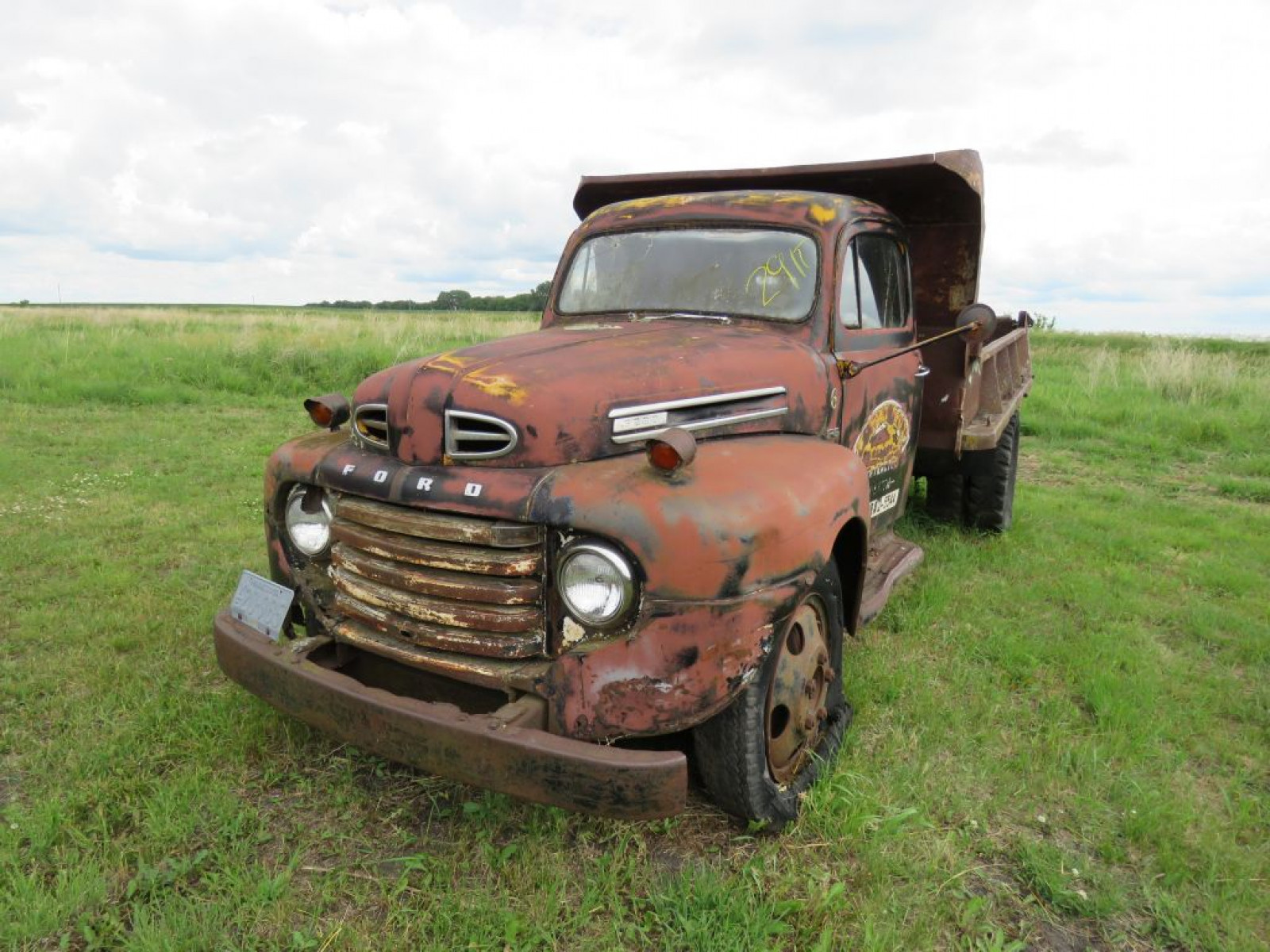 1948-50 Ford F6 Truck - Image 1