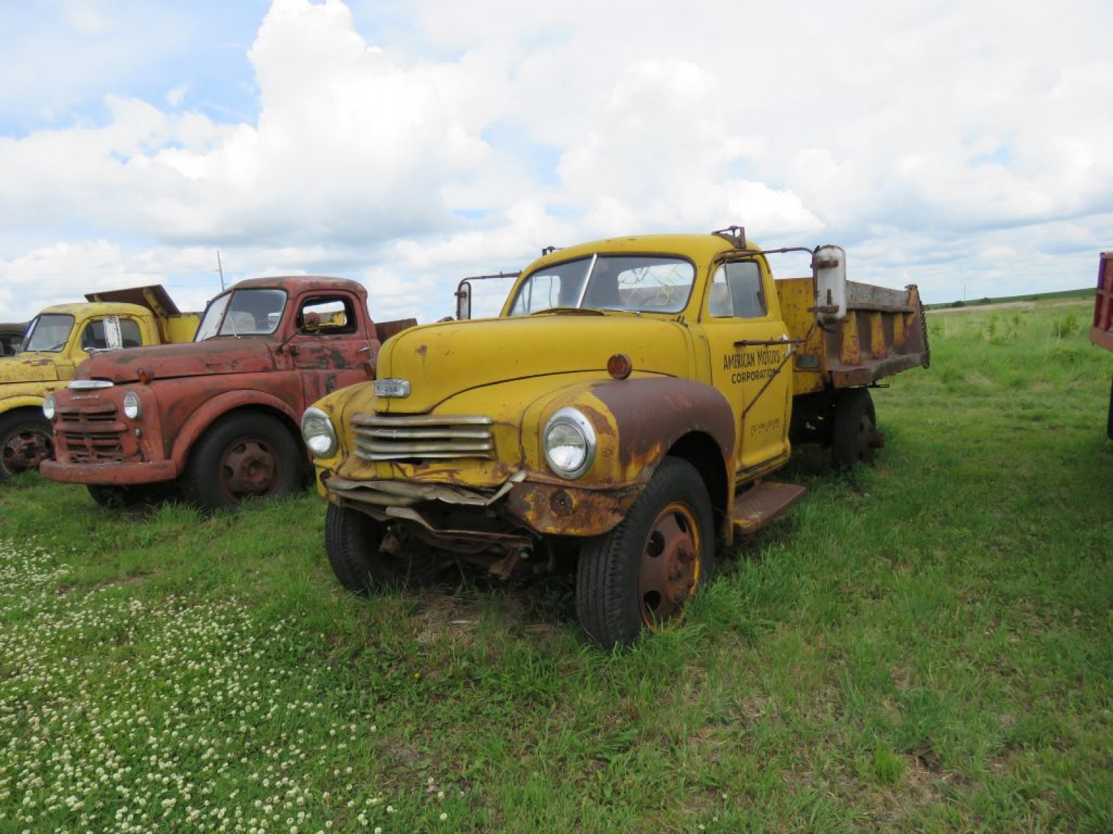 1946 Nash Dump Truck - Image 1