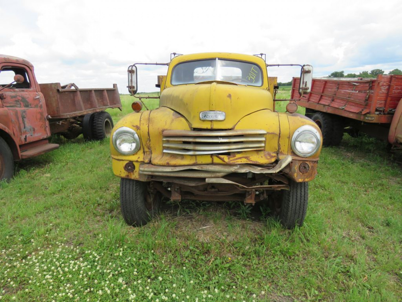 1946 Nash Dump Truck - Image 2